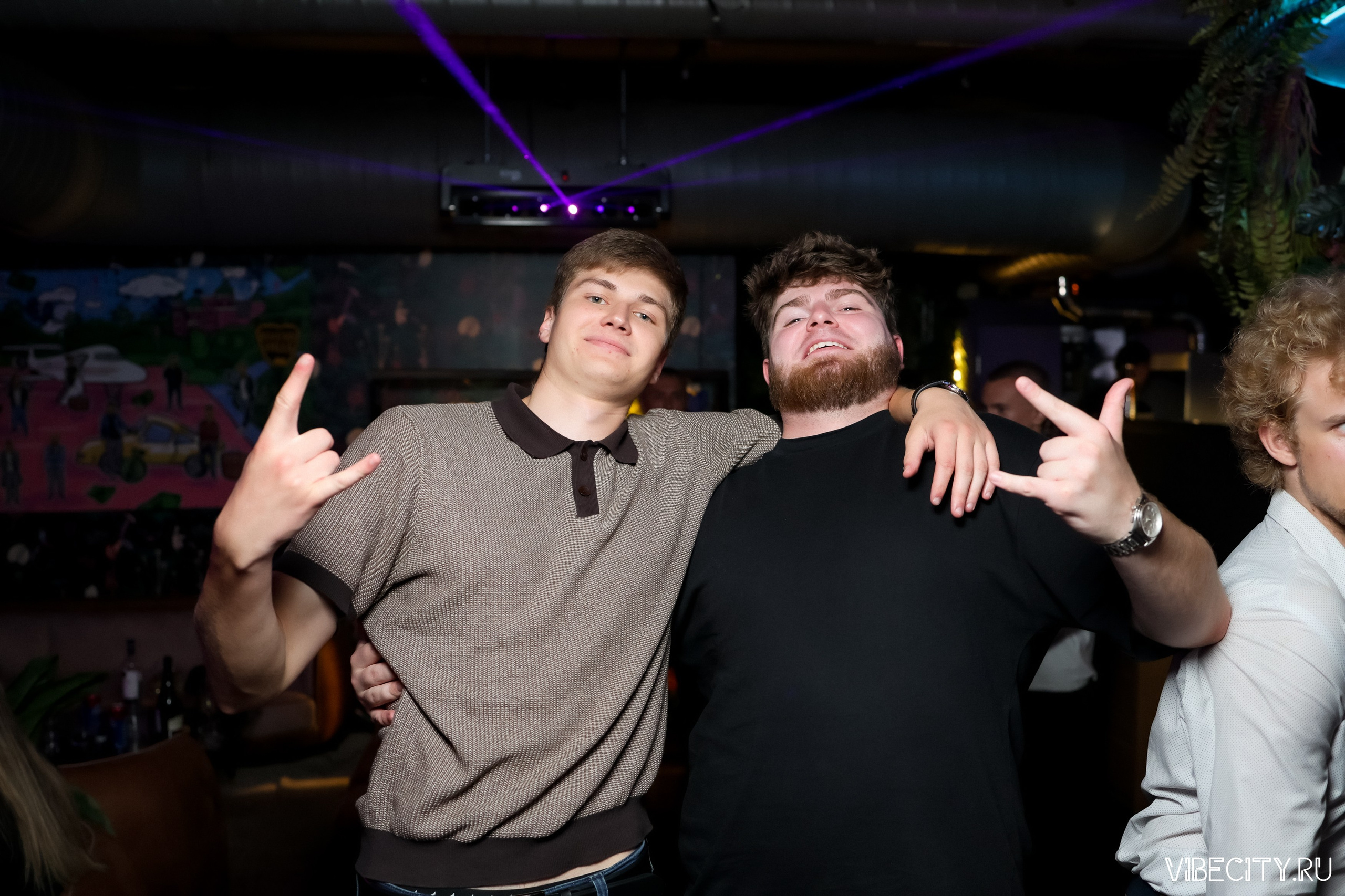 DOUBLE U. VIBECITY.RU Вайб Сити Ру Фоторепортажи Фотоотчеты Калининград