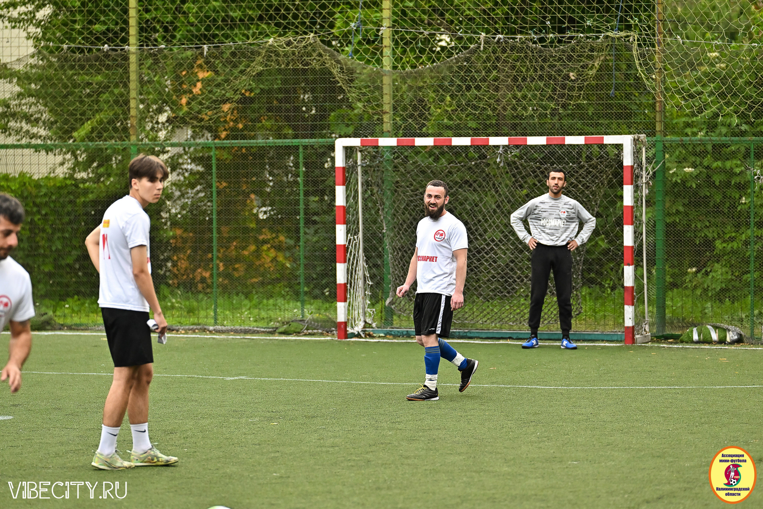ИГРЫ МИНИ-ФУТБОЛЬНОЙ И КОРПОРАТИВНОЙ ЛИГИ. VIBECITY.RU Вайб Сити Ру Фоторепортажи Фотоотчеты Калининград