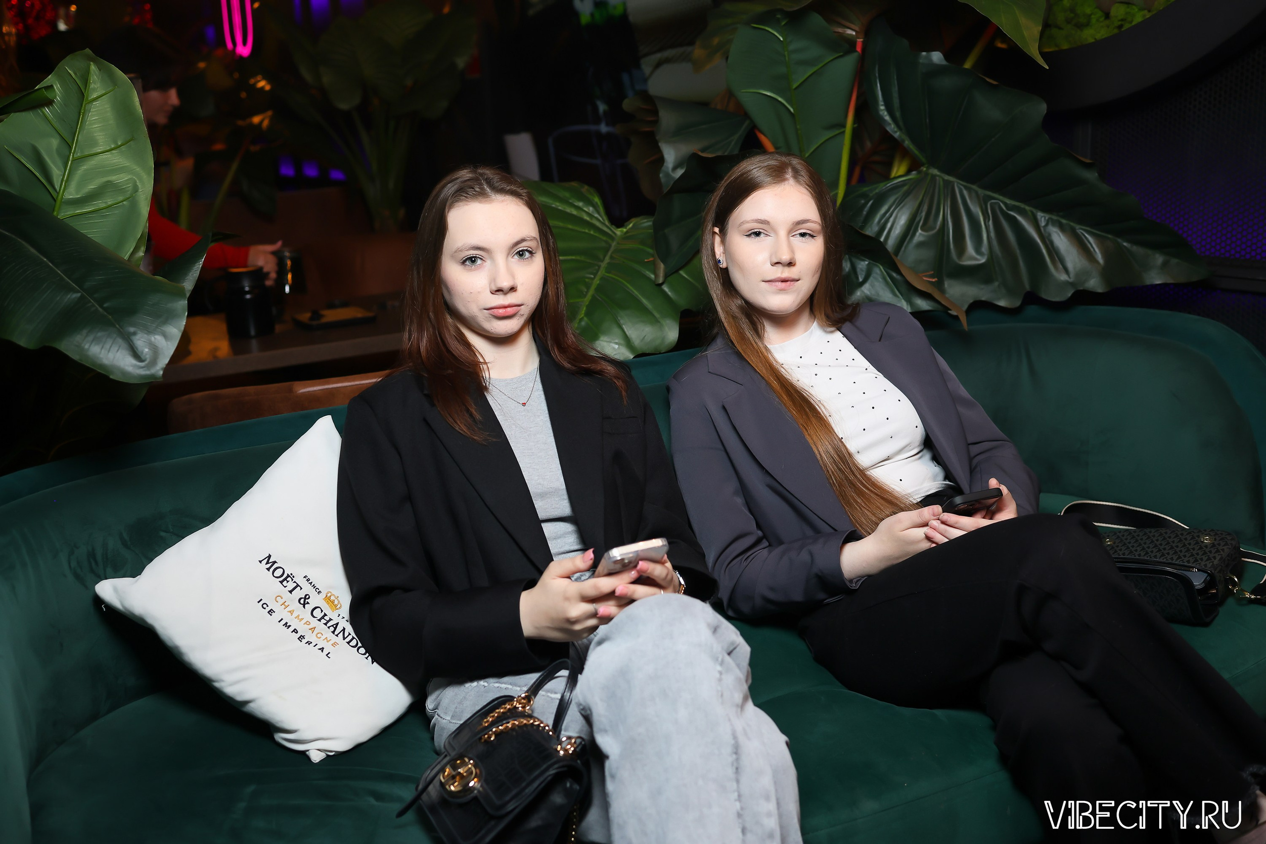 DOUBLE U. VIBECITY.RU Вайб Сити Ру Фоторепортажи Фотоотчеты Калининград