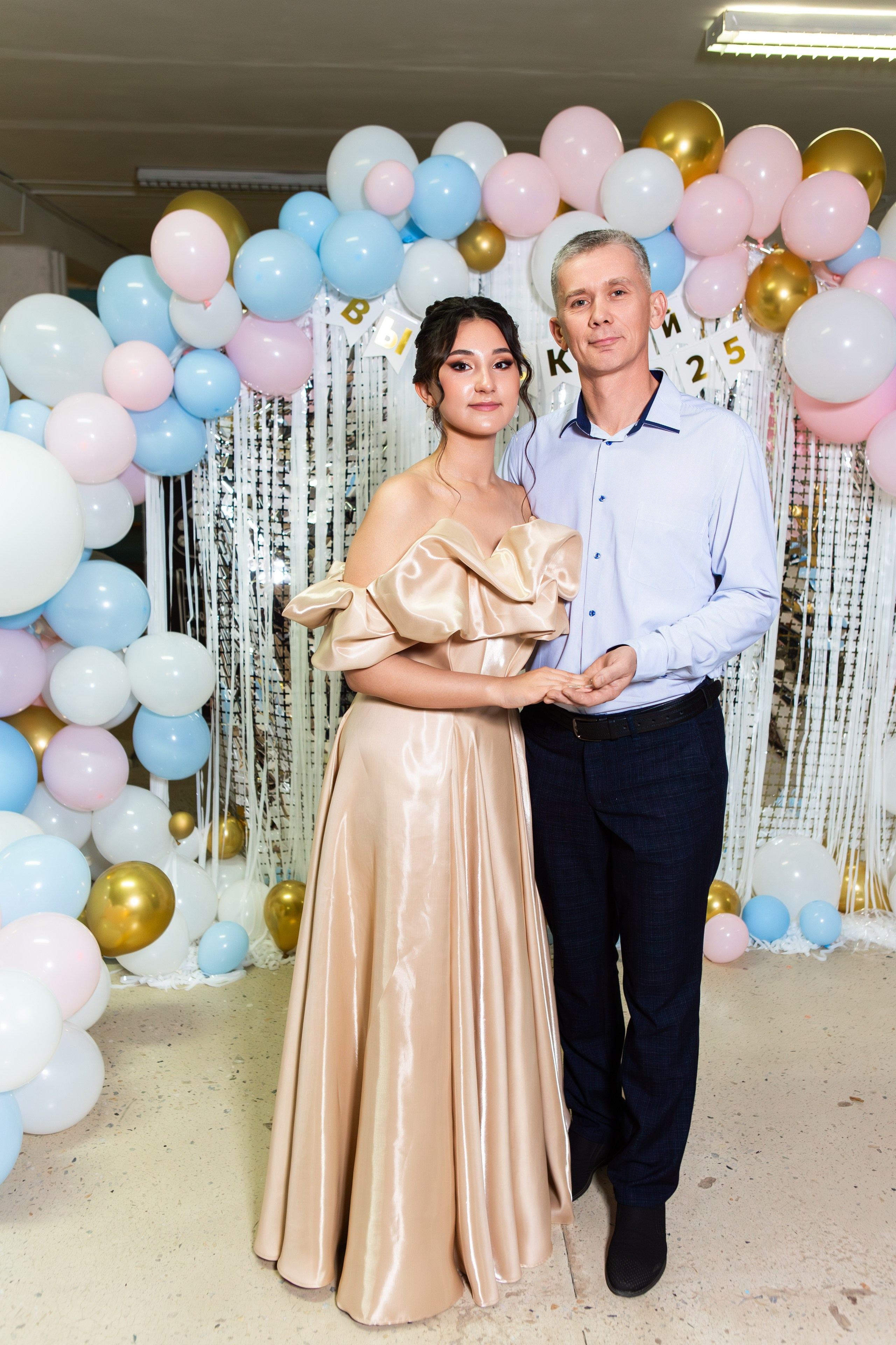 ФОТОСЕССИЯ С РОДИТЕЛЯМИ ВЫПУСКНОЙ 2025 9 ШКОЛА Г.МЦЕНСК. Профессиональный фотограф в Мценске и Орловской области