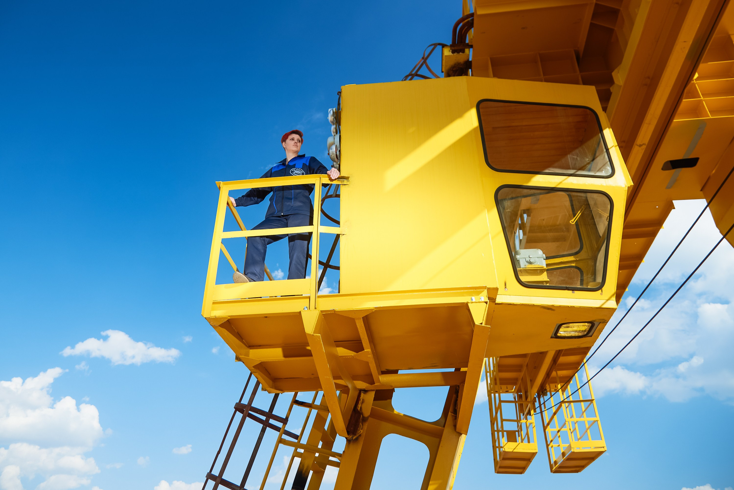 Портрет специалиста на рабочем месте. Фотограф Олег Юршевич Солигорск Минск