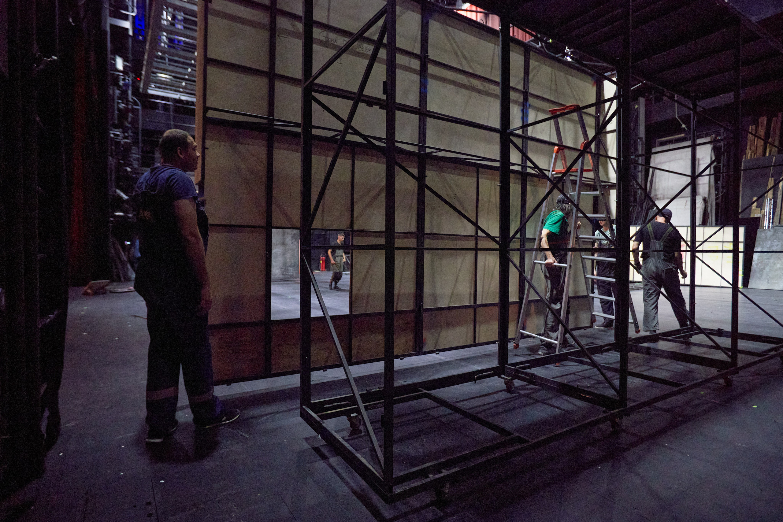 Гастроли Краснодарского театра драмы им. М. Горького в Москве, театр им. Е. Вахтангова. Фотограф Юлия Маринина