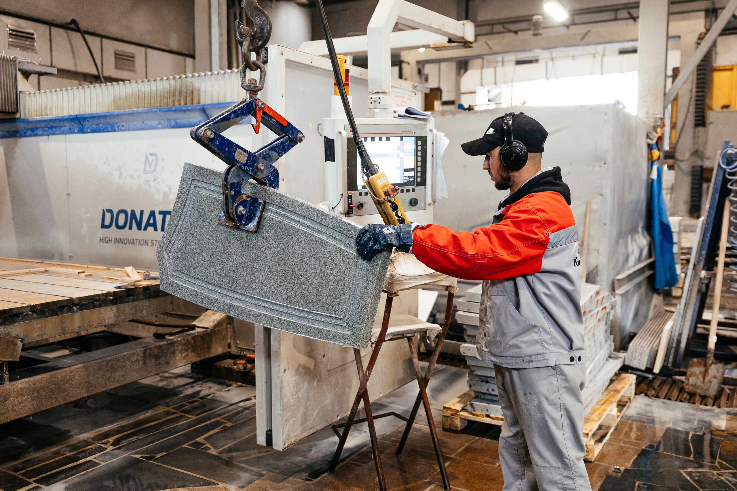 Камнеобрабатывающий завод. Ваш самый лучший фотограф!