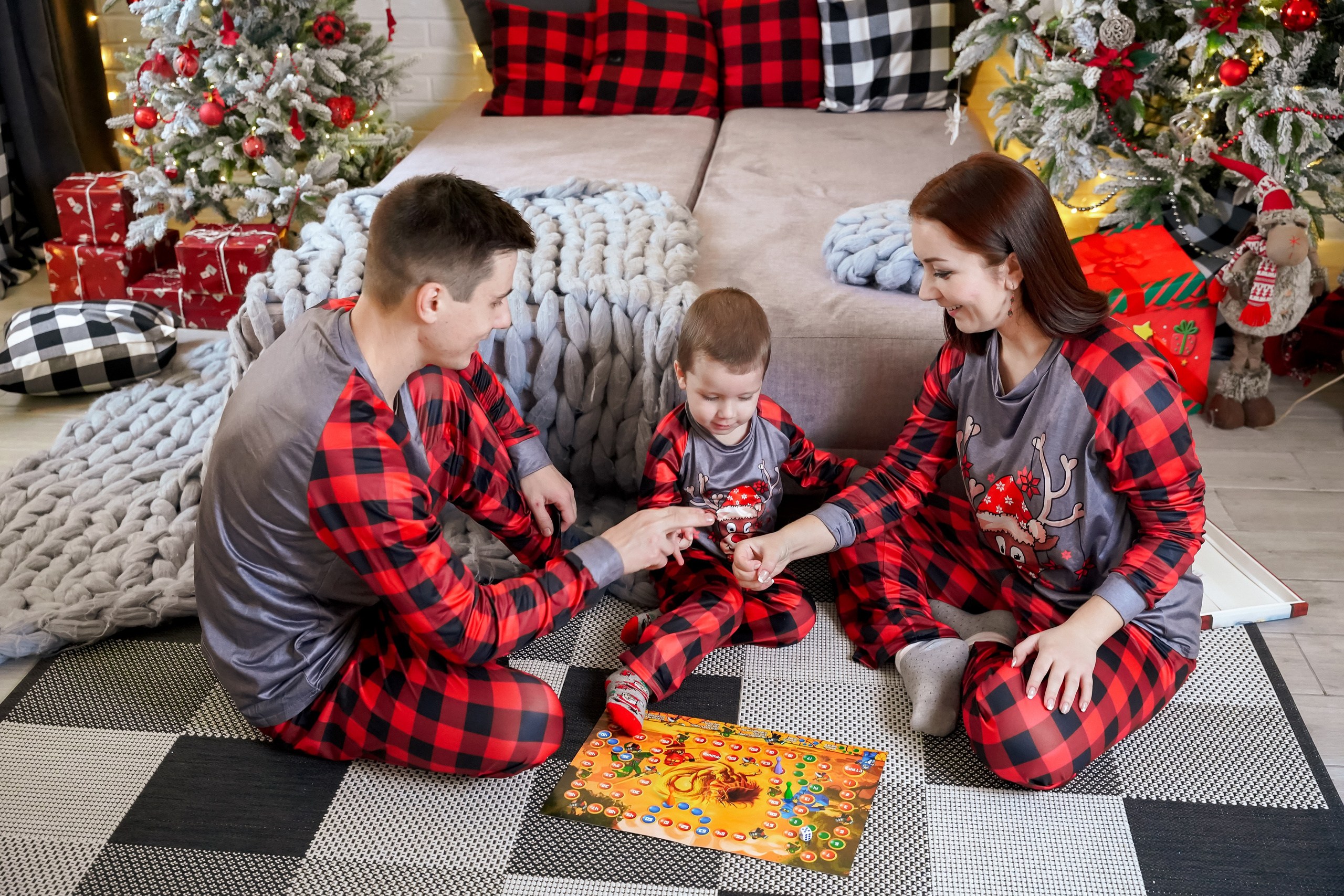 ПИЖАМНЫЙ НОВЫЙ ГОД. Фотограф в Ялте Инна Найден. Детский и семейный фотограф