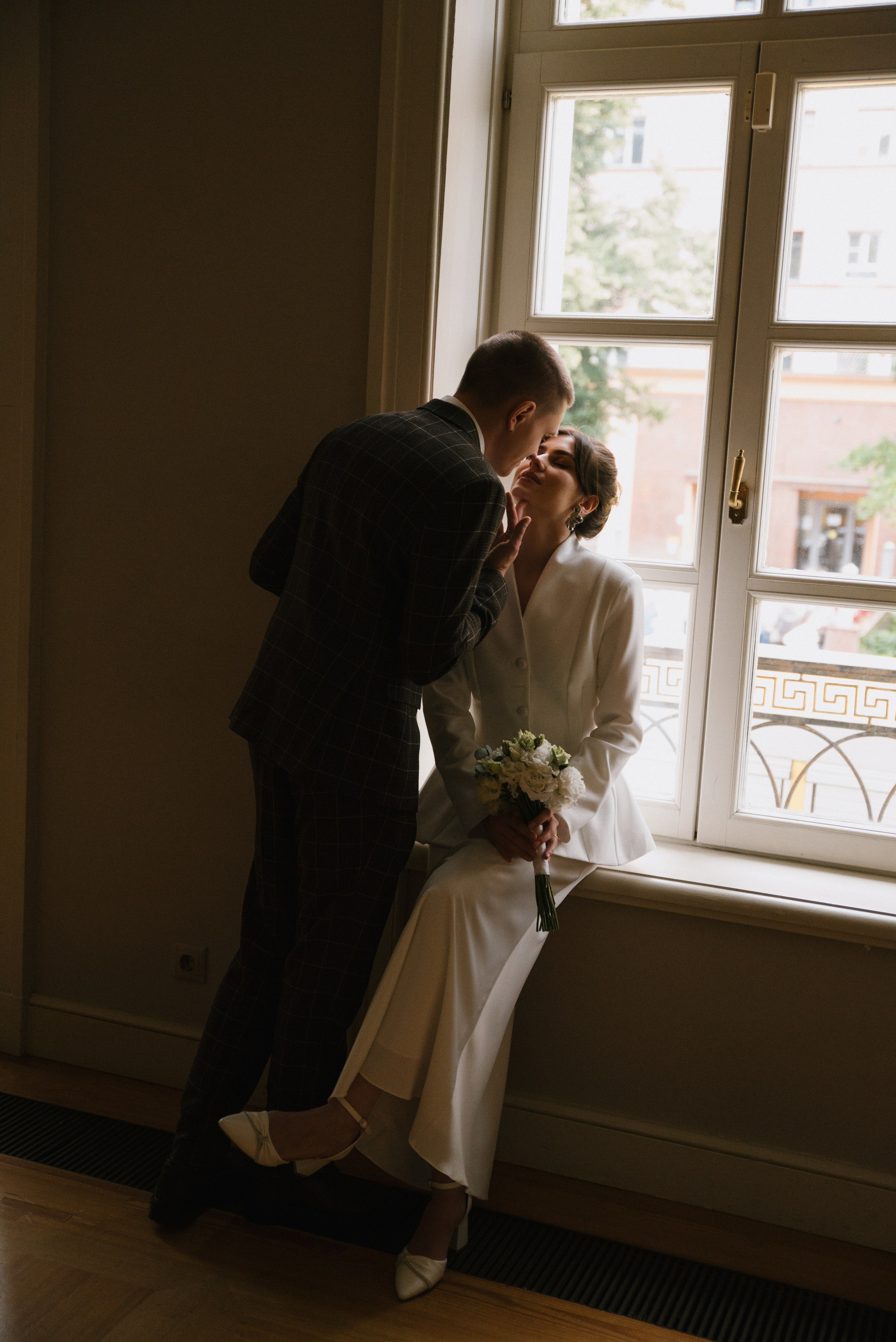 Евгений & Анастасия (отель/роспись). Свадебный, семейный, женский фотограф в Москве, Мытищах, Королёве Ксения Узилле