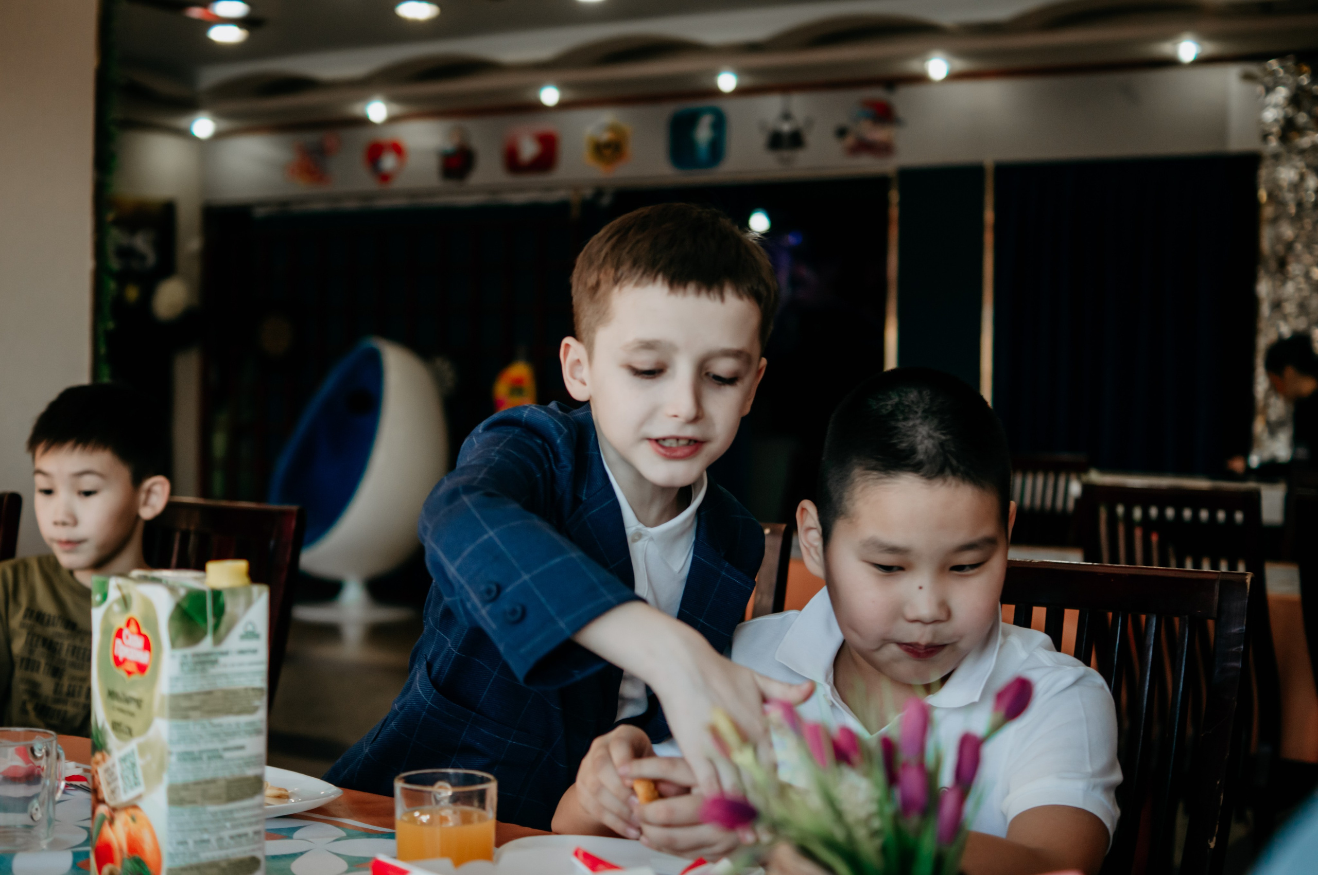 Детский фотограф в Улан-Удэ. сьемка утренников, школьных выпускных и детских праздников. Фотограф в Улан-Удэ. Свадебный фотограф в Улан-Удэ