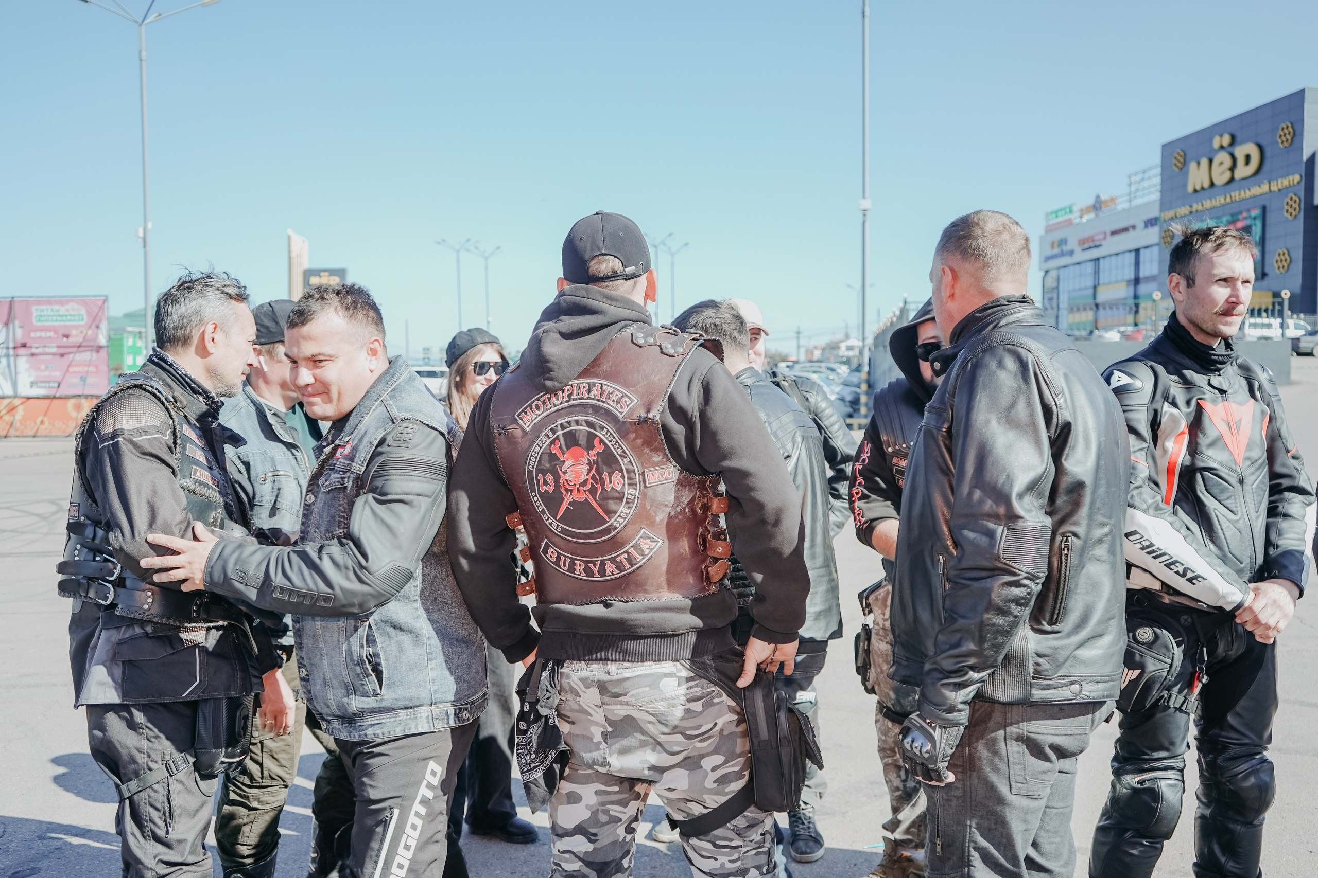 Репортажная съемка. Фотограф в Улан-Удэ. Свадебный фотограф в Улан-Удэ