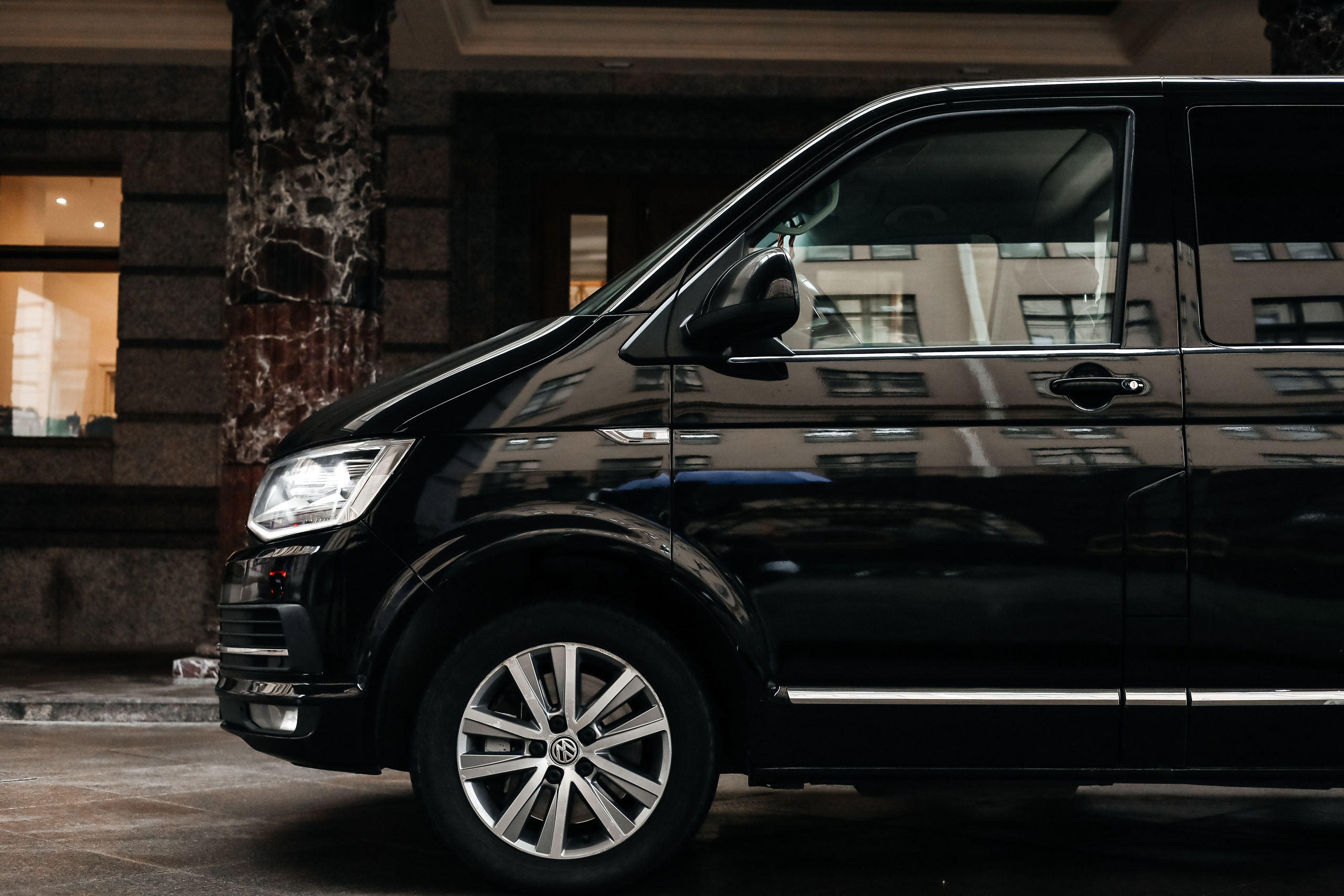 𝒱𝑜𝓁𝓀𝓈𝓌𝒶𝑔𝑒𝓃 𝒞𝒶𝓇𝒶𝓋𝑒𝓁𝓁𝑒. Wedding Photographer from St.Petersburg