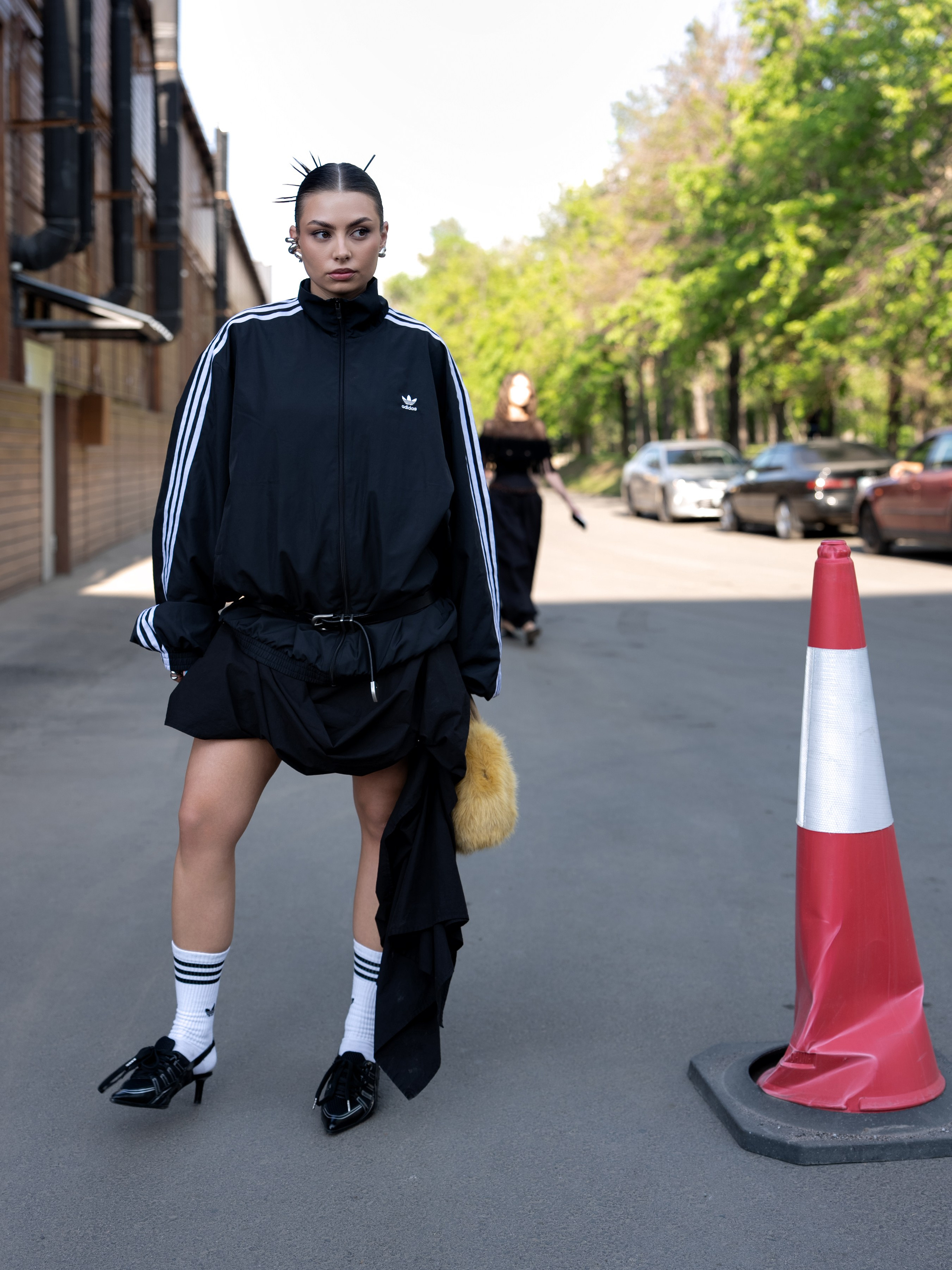 Visa Fashion Week Almaty Pre-Fall 2026 April StreetStyle Day 2. Сайт Алматинского НЮ АРТ, будуар и фэшн фотографа Дениса Карпенко