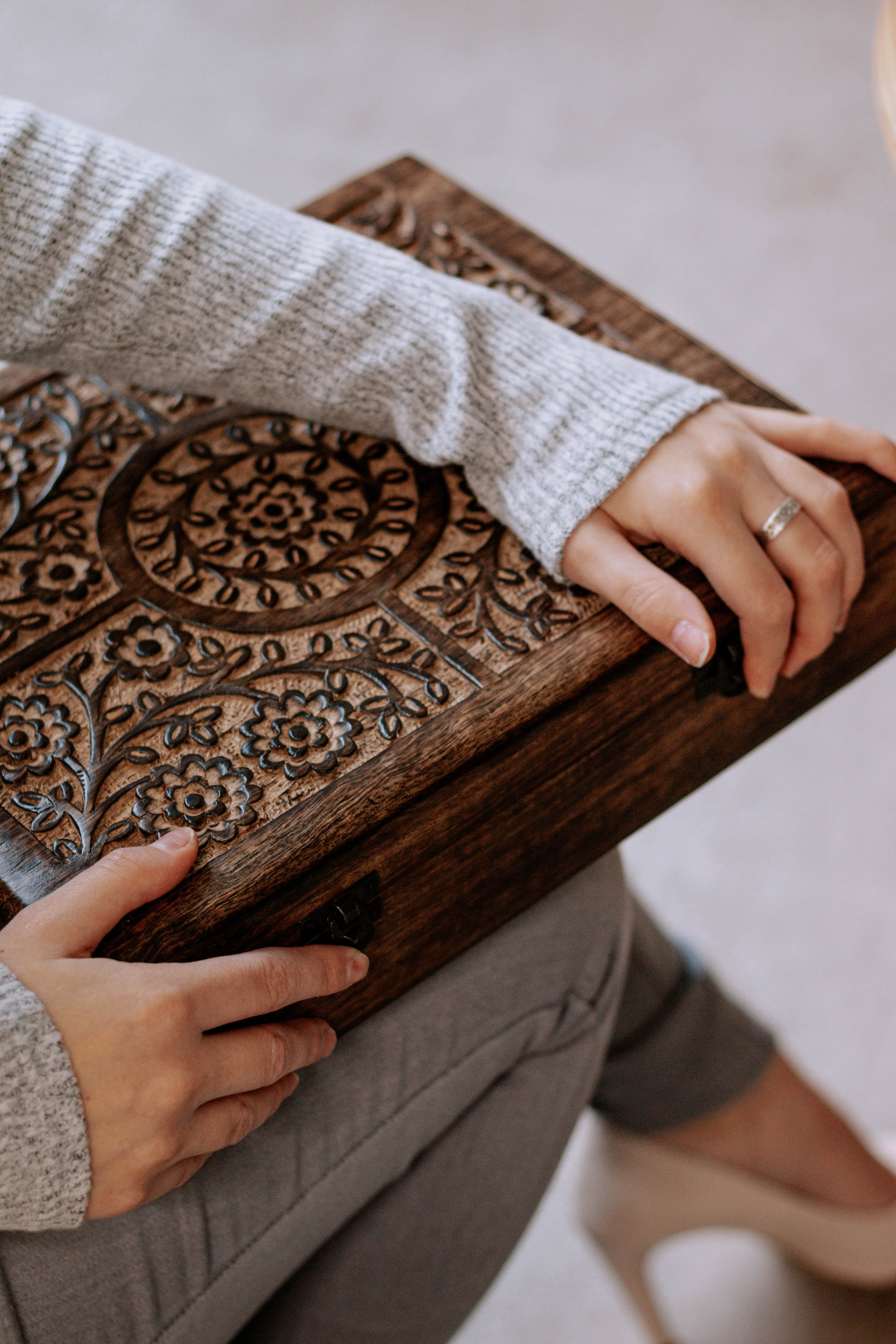 Алиса — Ароматерапевт. Бережно сохраняю ваши чувства и истории на своих фотографиях