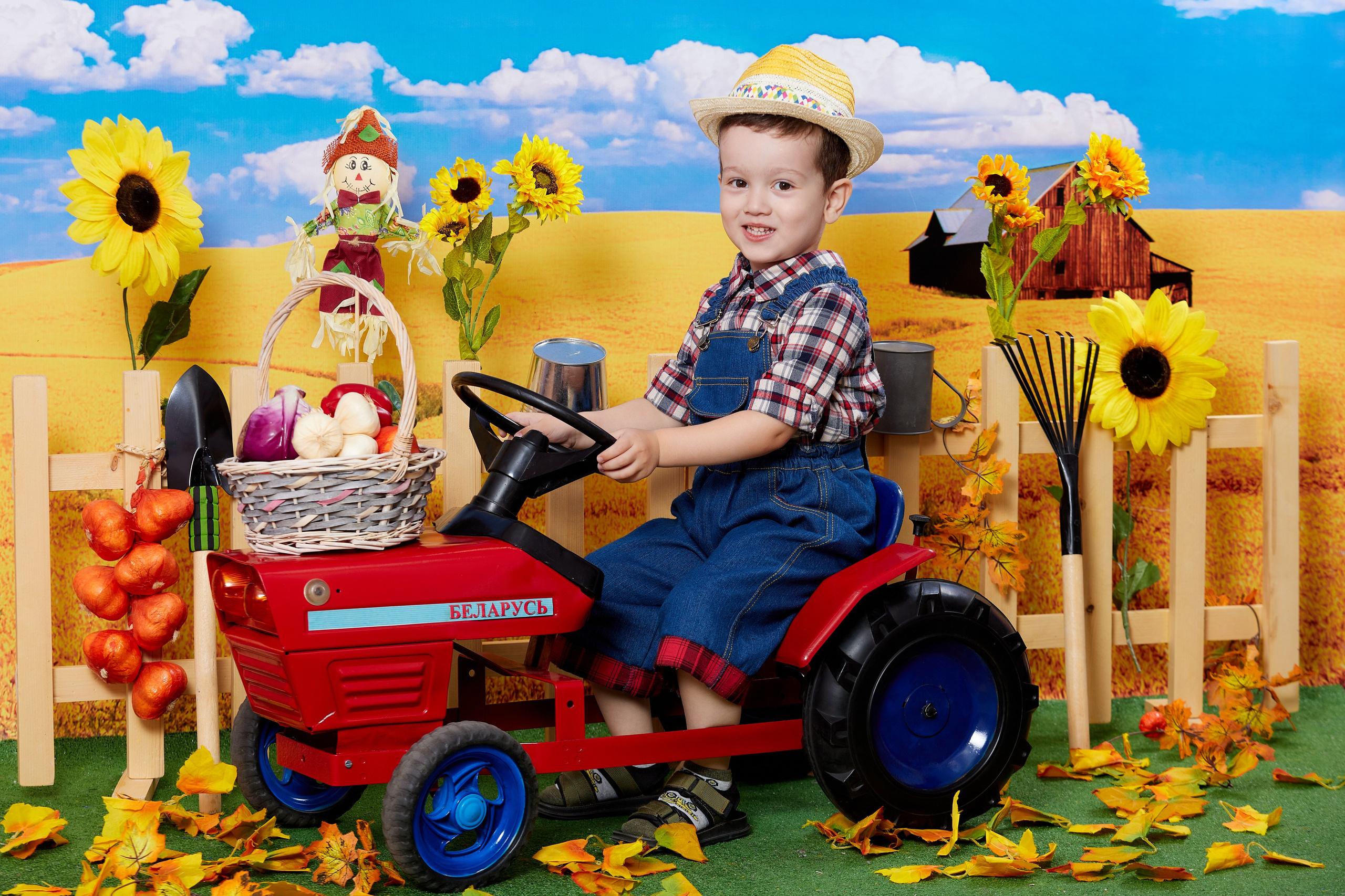 Тракторист. Детская выездная фотостудия