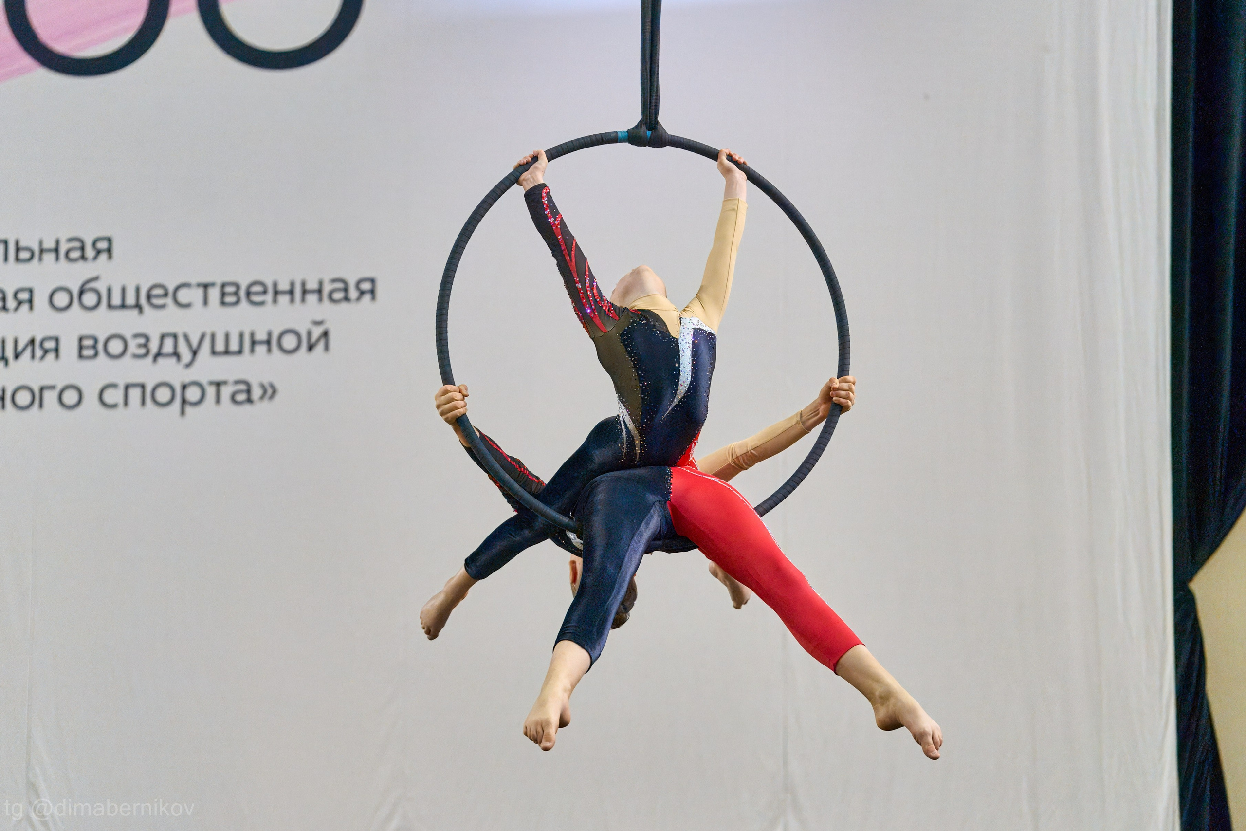 Воздушная гимнастика. Лучший фотограф без диплома Дима Берников