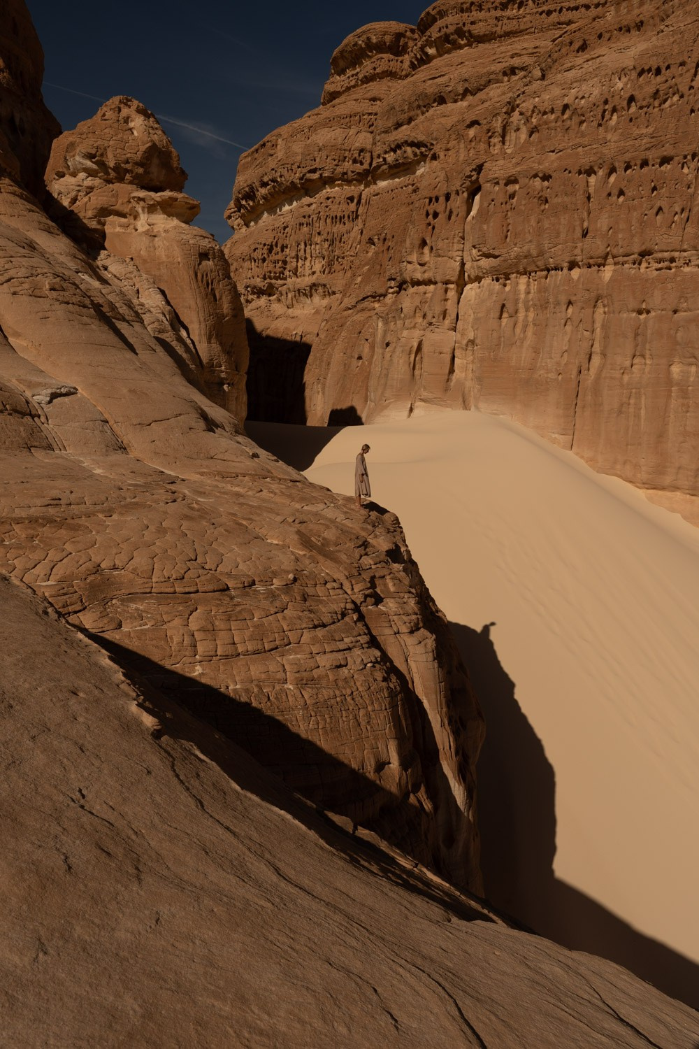 AUTHENTIC FILM. Visual artist Daniil Kontorovich