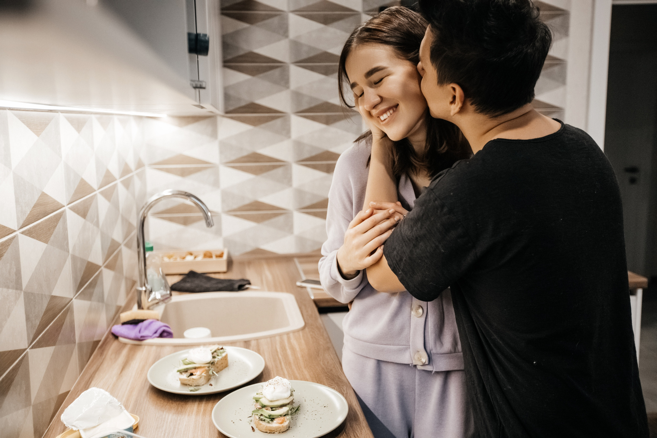 Уютный семейный вечер. Свадебный фотограф Барнаул Алексей Павлов