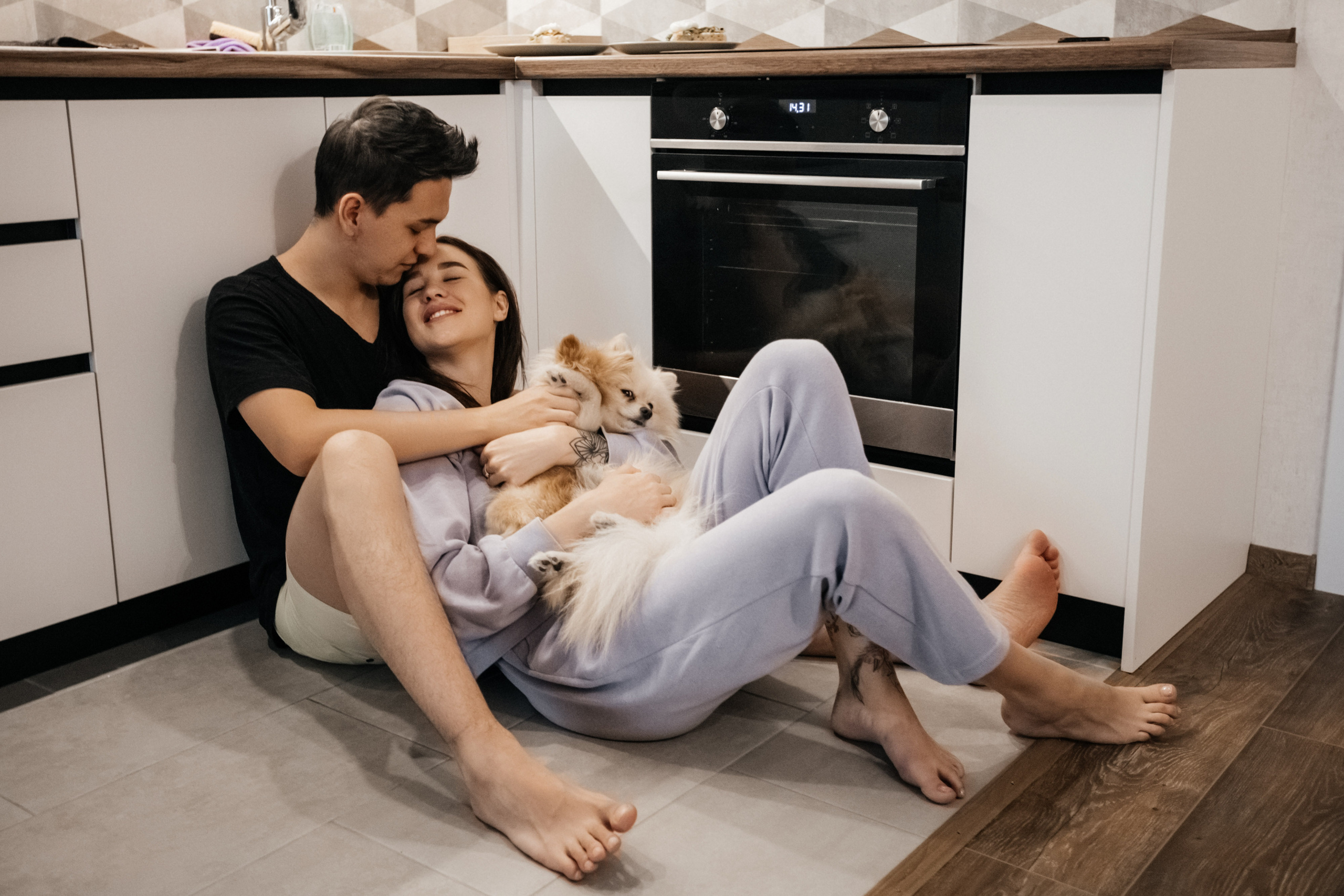 Уютный семейный вечер. Свадебный фотограф Барнаул Алексей Павлов