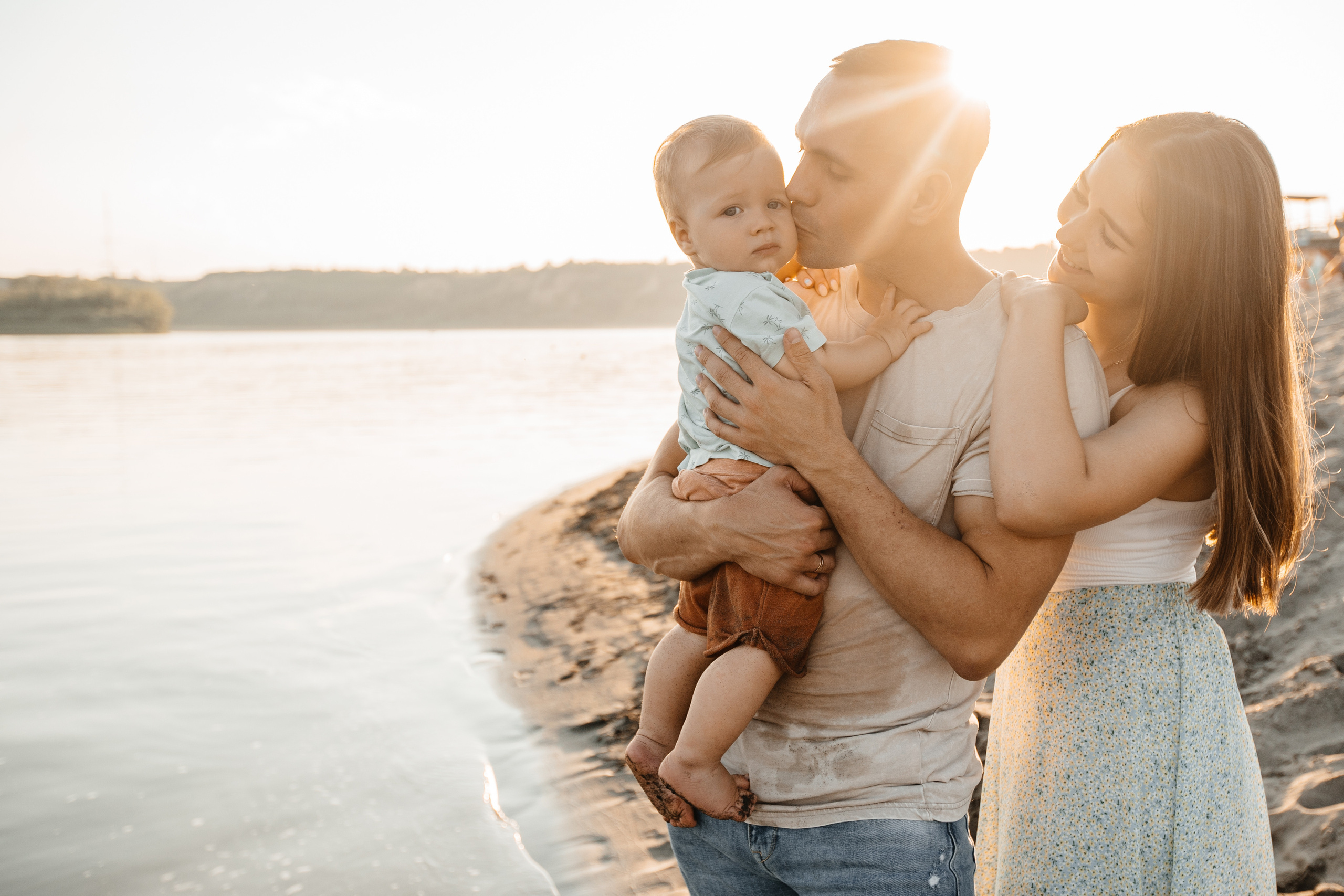 Семейный вечер на берегу