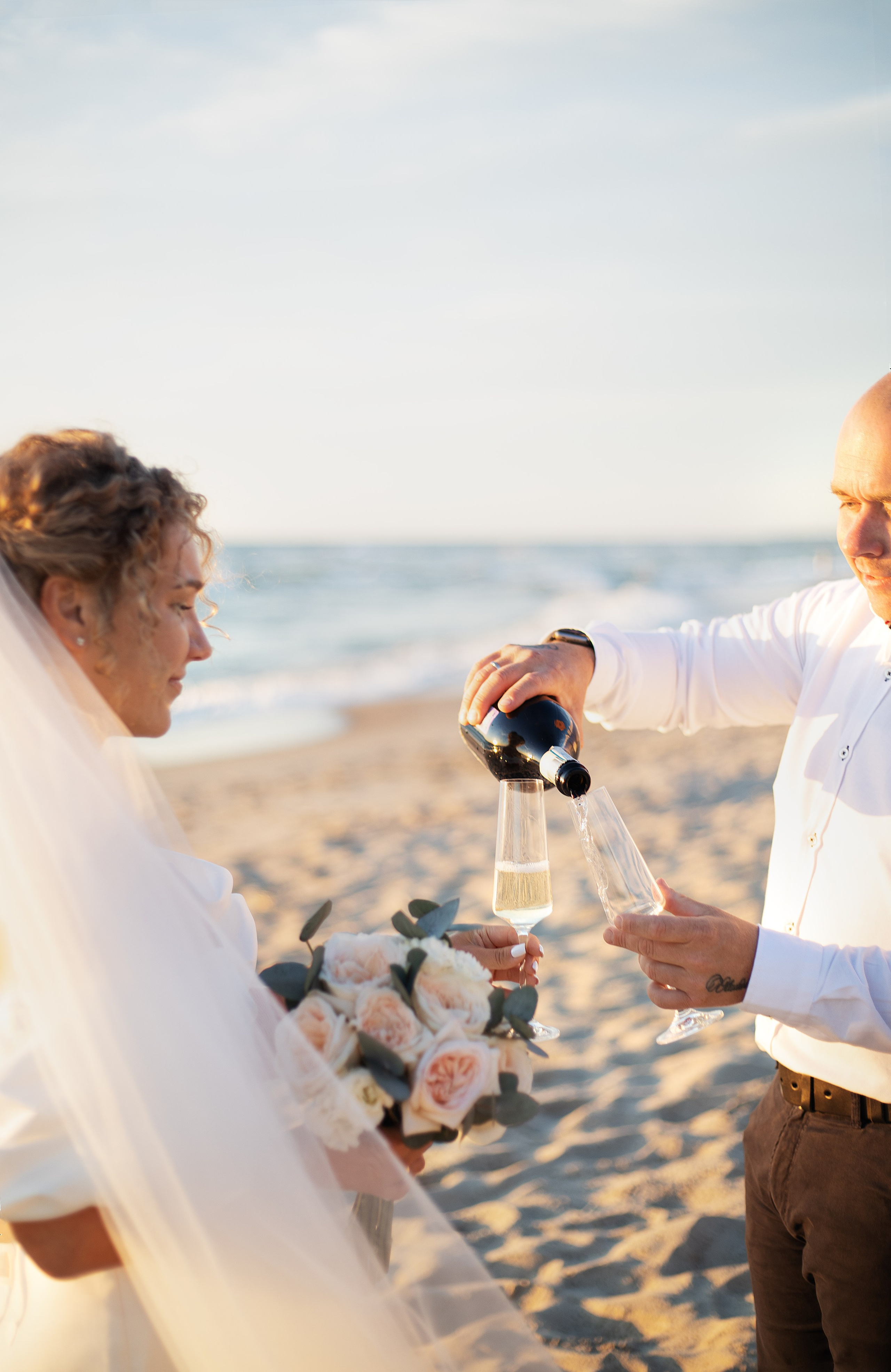 Свадебные прогулки (свадьба для двоих). Контент-фотограф в Калининграде (Москве) Наталья Кеворкова