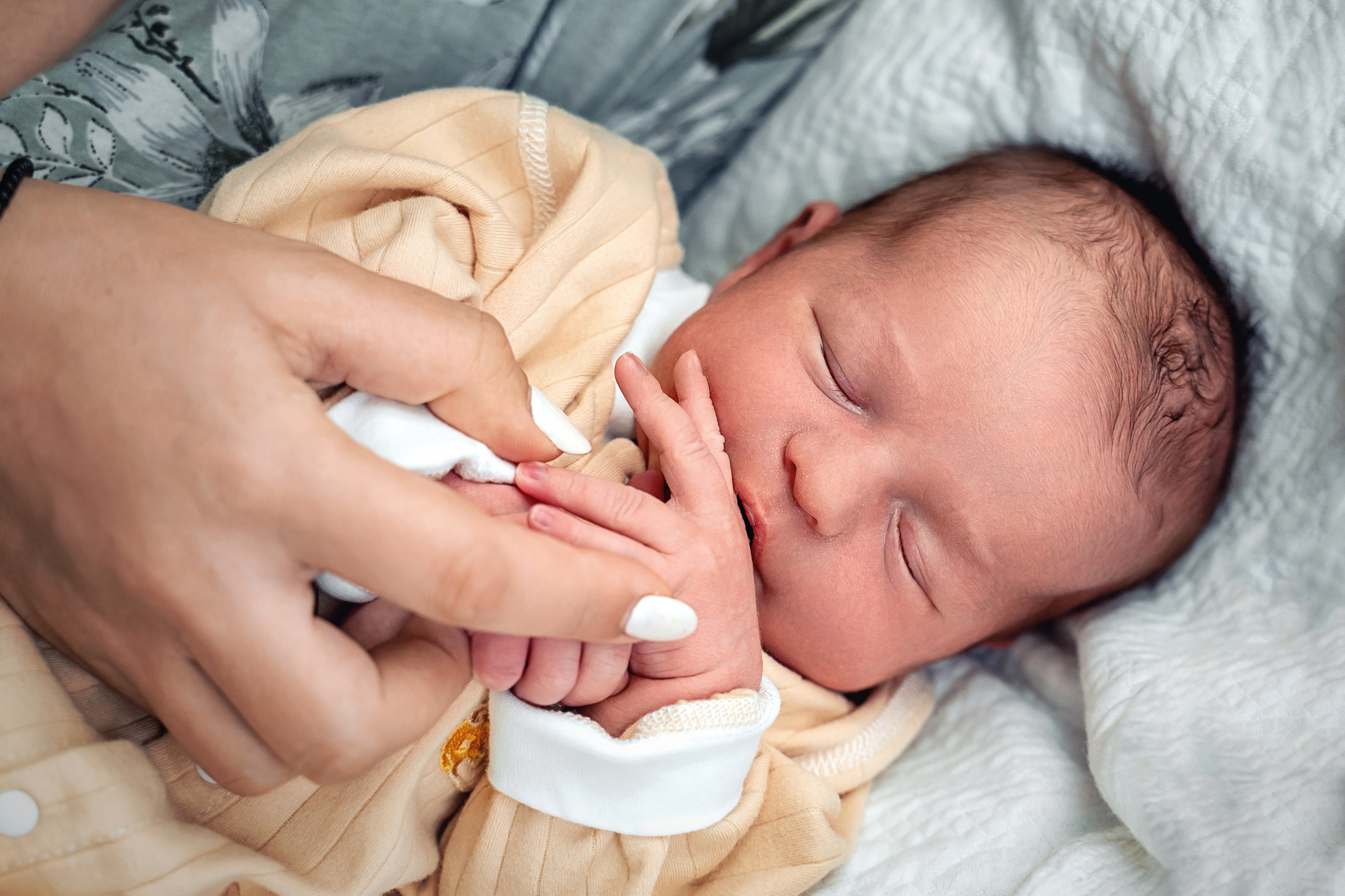 Выписка из роддома 29 им Н. Э. Баумана. Фотограф на выписку из роддома. Фотограф \ Видеограф на Крещение, Венчание Москва| Семейные съемки