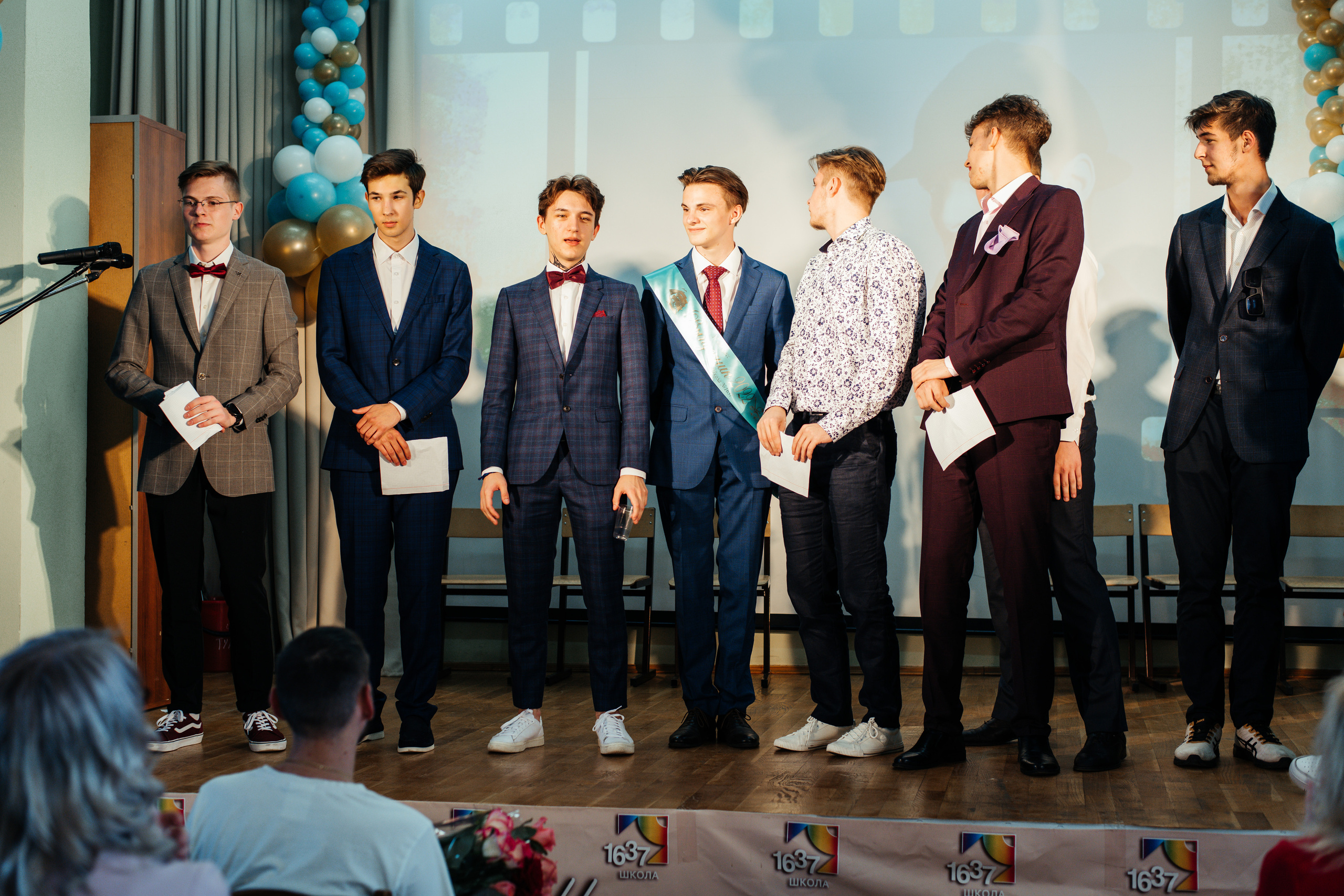 1637 пз. Выпускные альбомы в Подольске Москве и МО