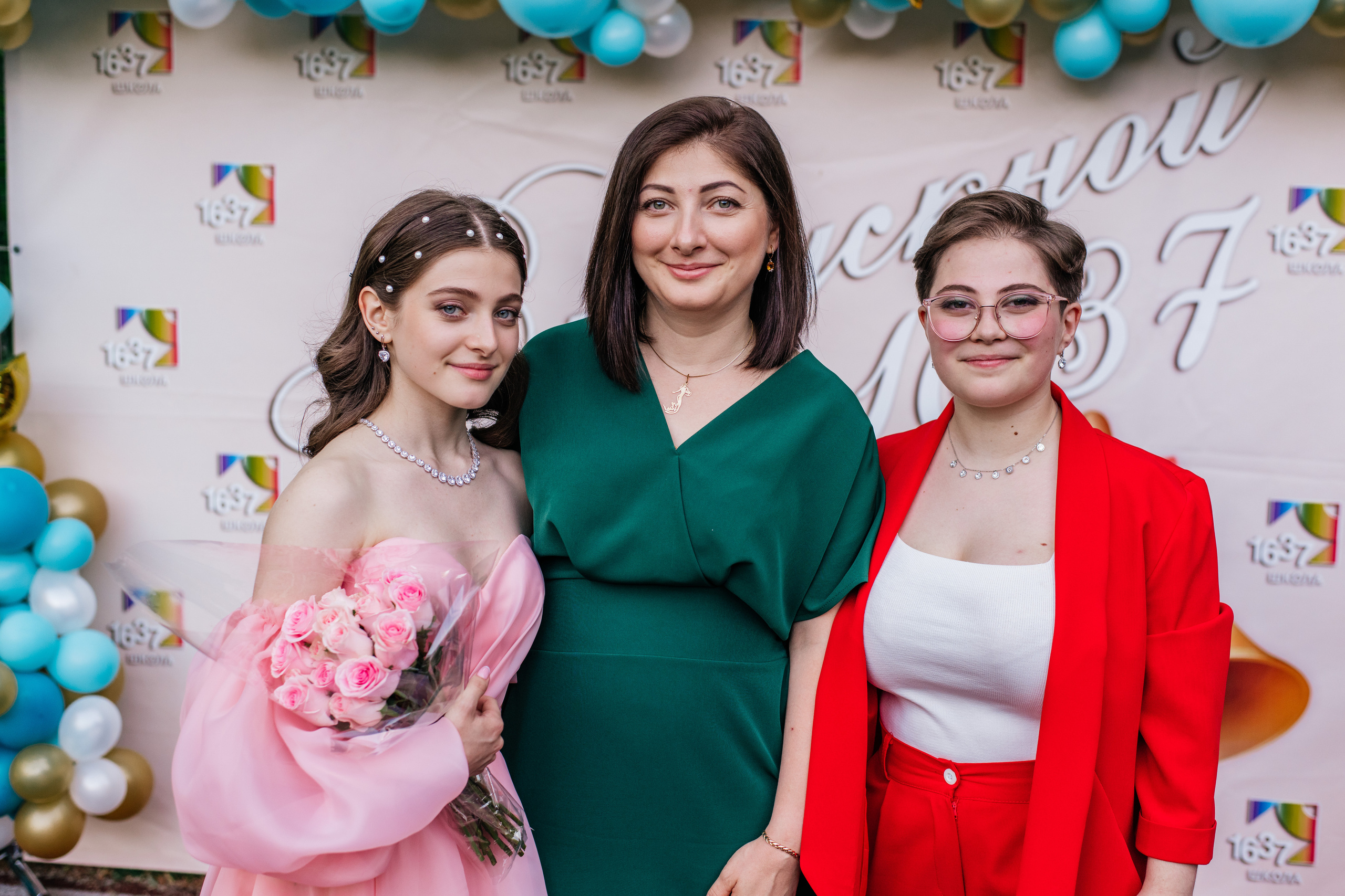 Фотосессия улица. Выпускные альбомы в Подольске Москве и МО