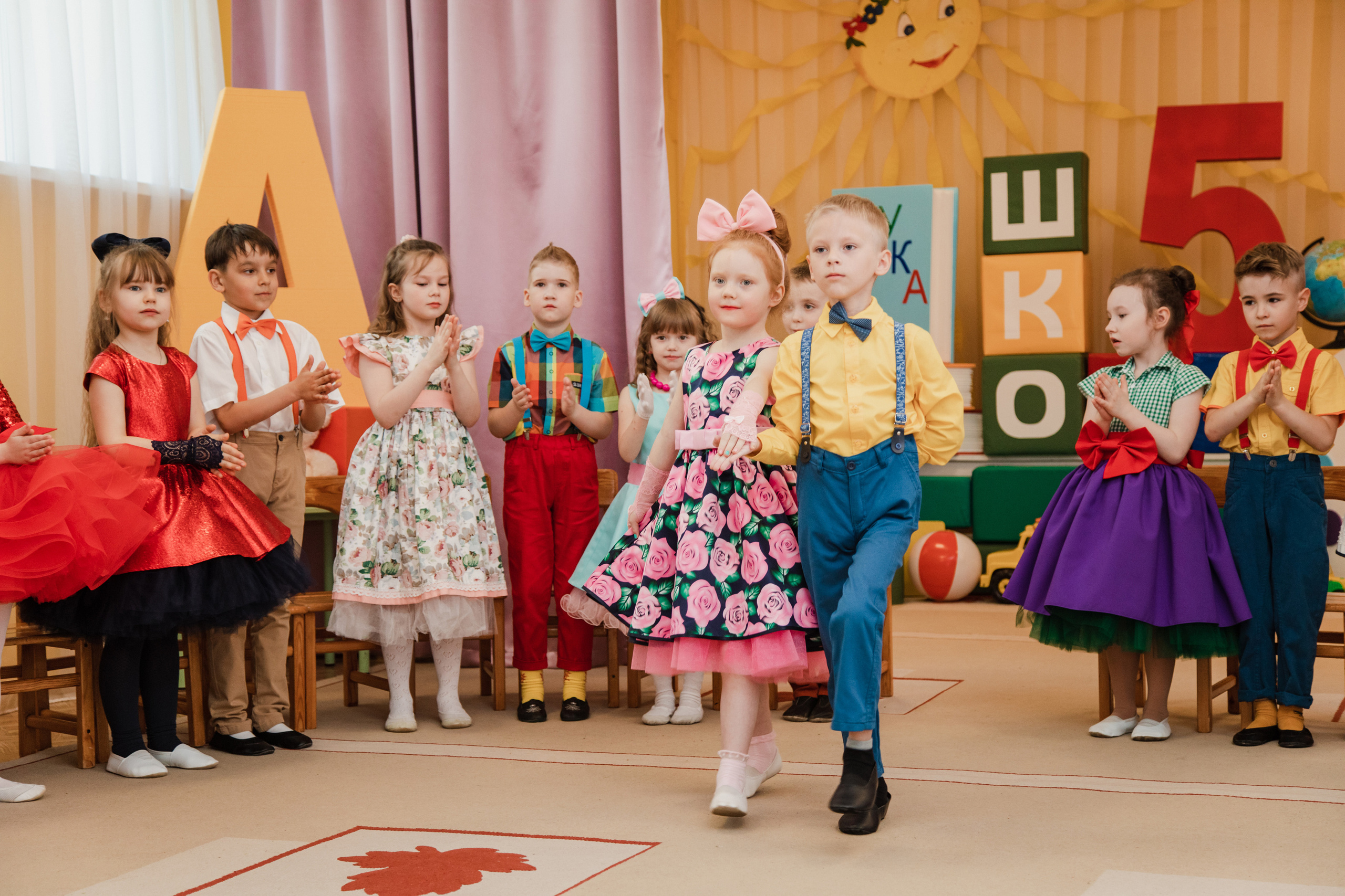 ДС солнышко выпускной. Выпускные альбомы в Подольске Москве и МО