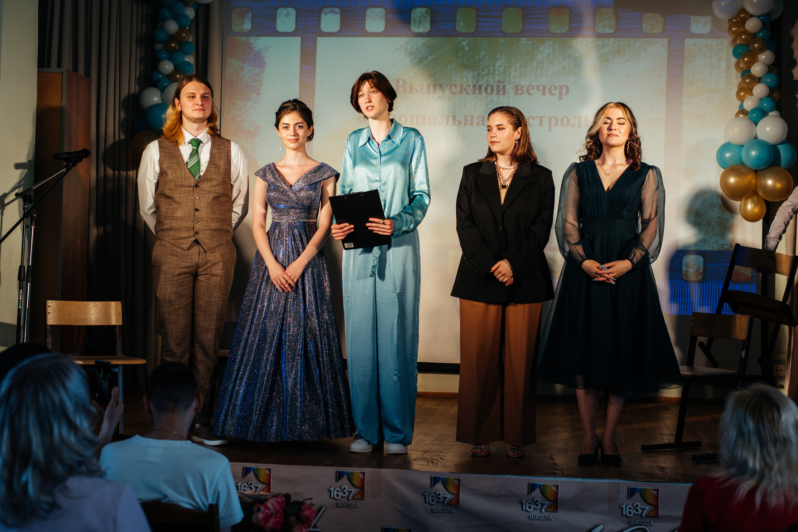 1637 пз. Выпускные альбомы в Подольске Москве и МО