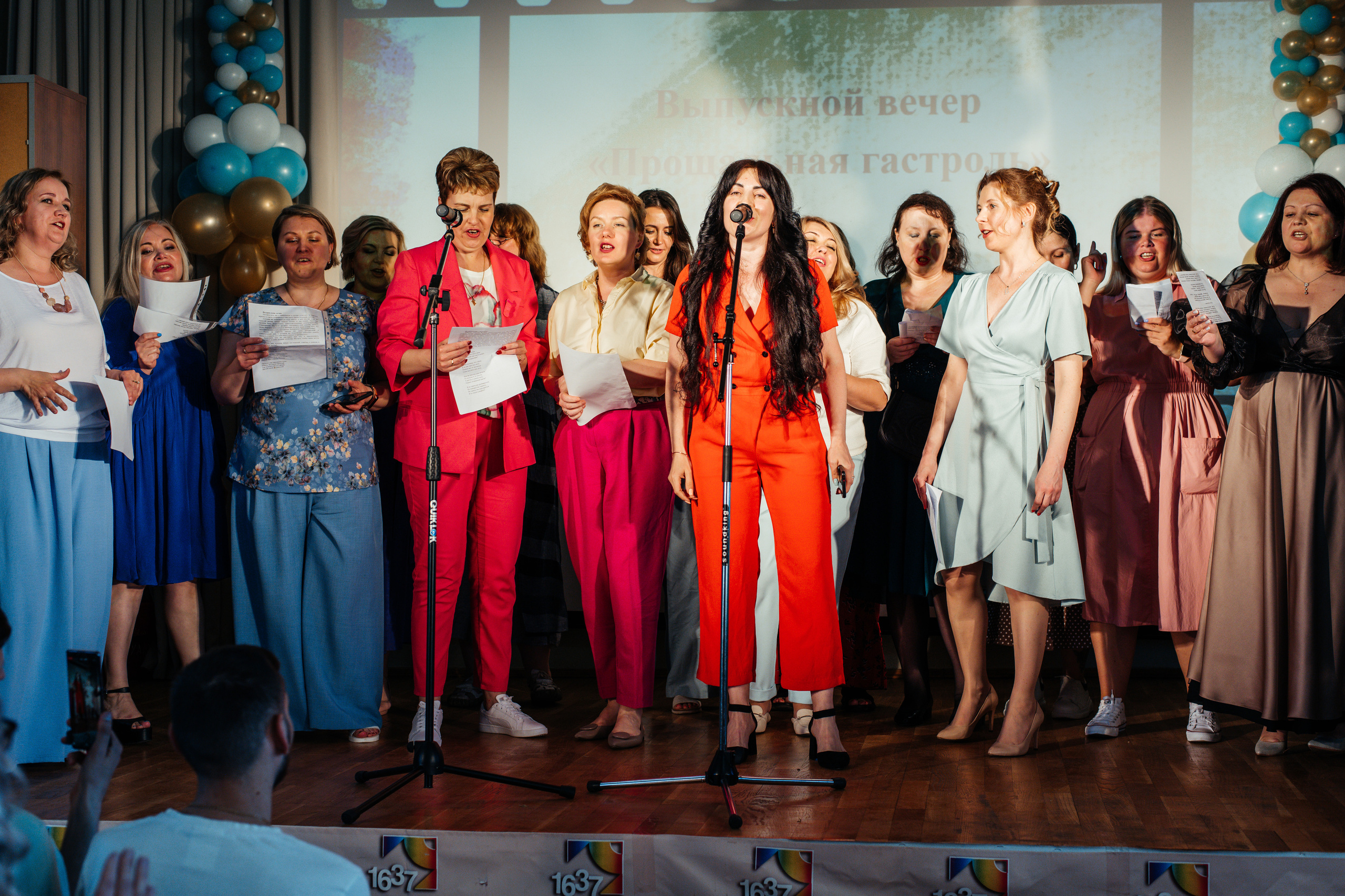 1637 пз. Выпускные альбомы в Подольске Москве и МО