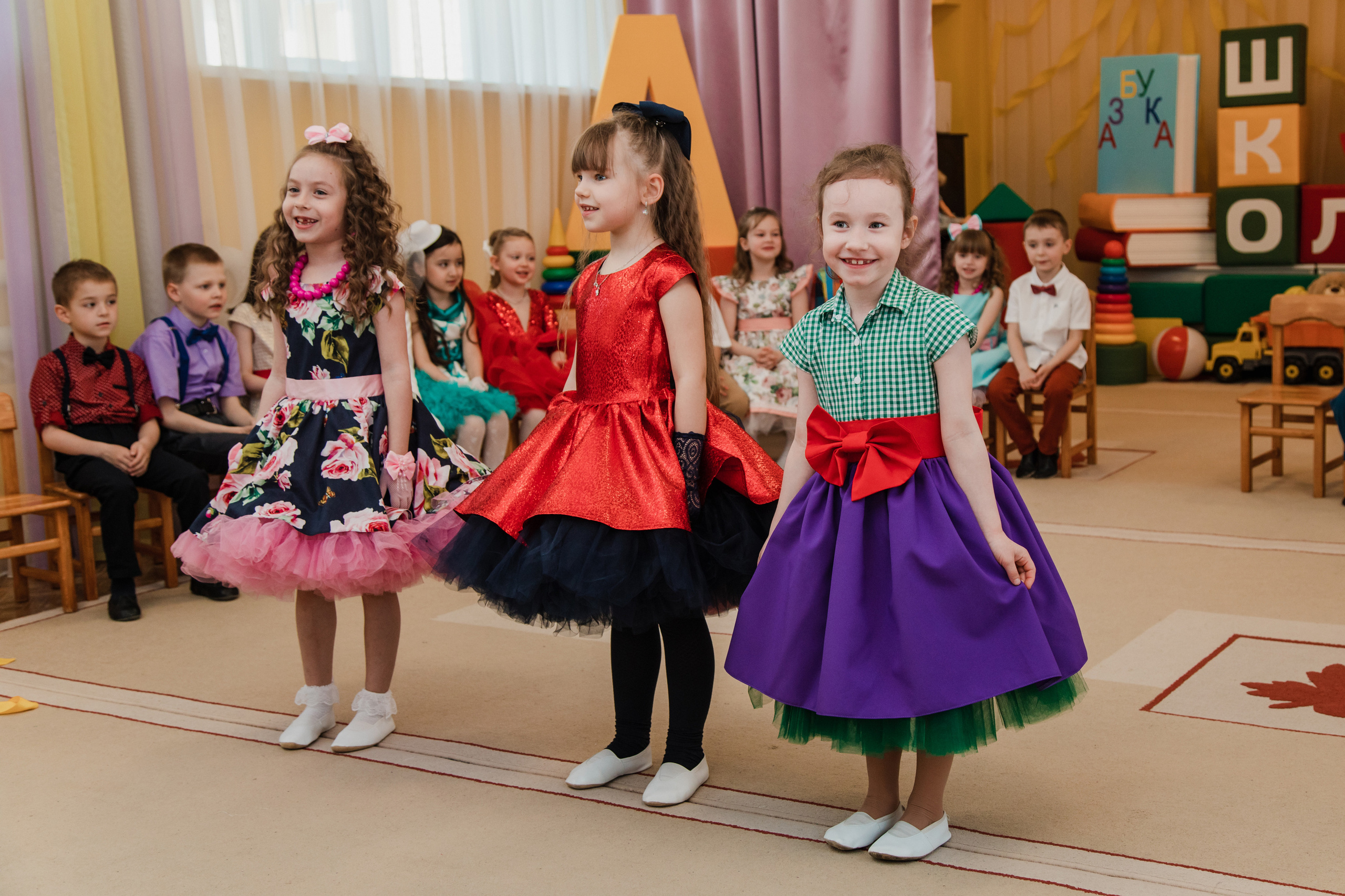 ДС солнышко выпускной. Выпускные альбомы в Подольске Москве и МО