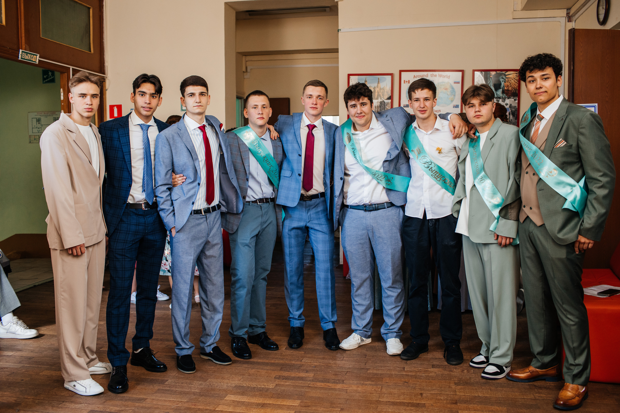 1637 пз. Выпускные альбомы в Подольске Москве и МО