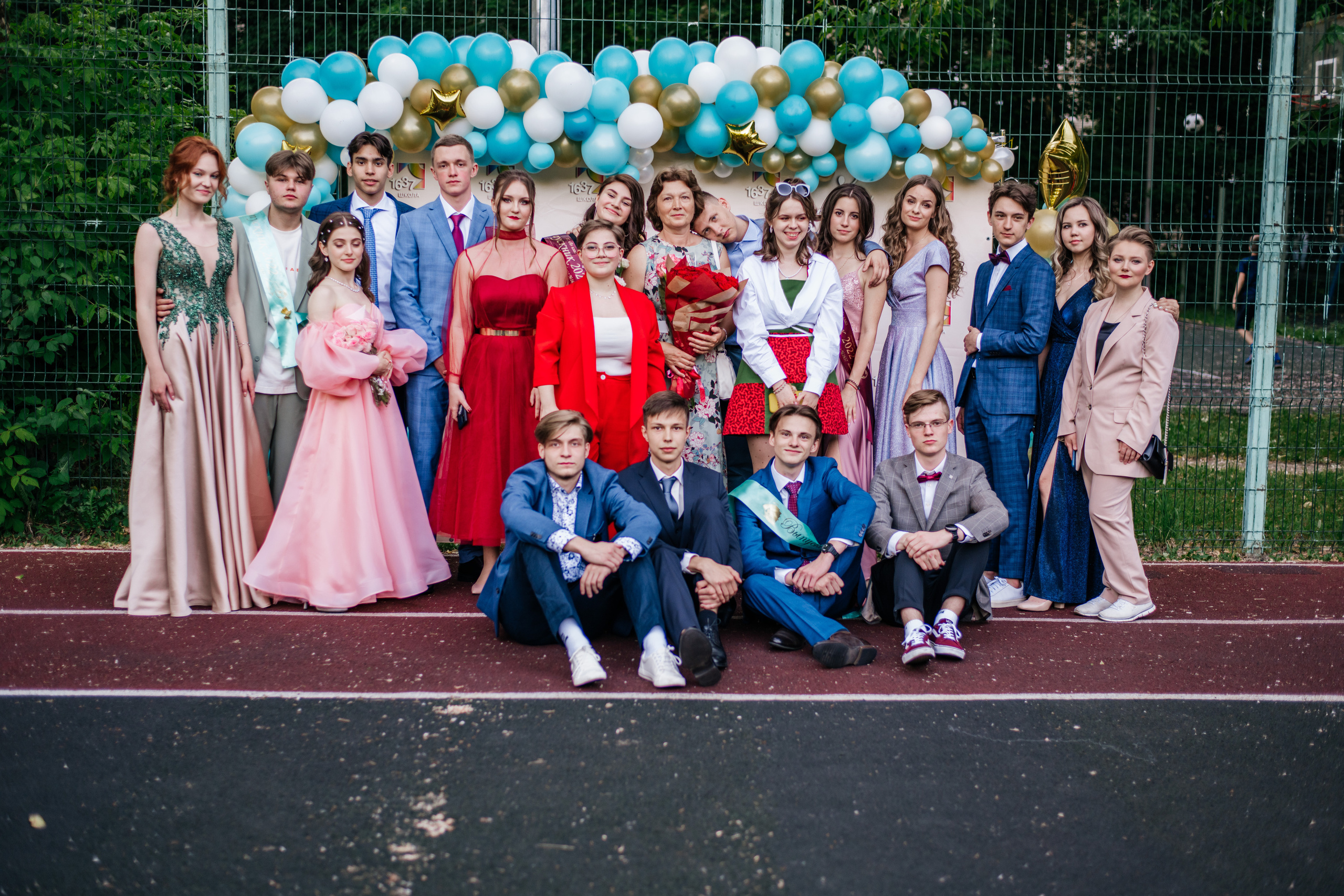 Фотосессия улица. Выпускные альбомы в Подольске Москве и МО