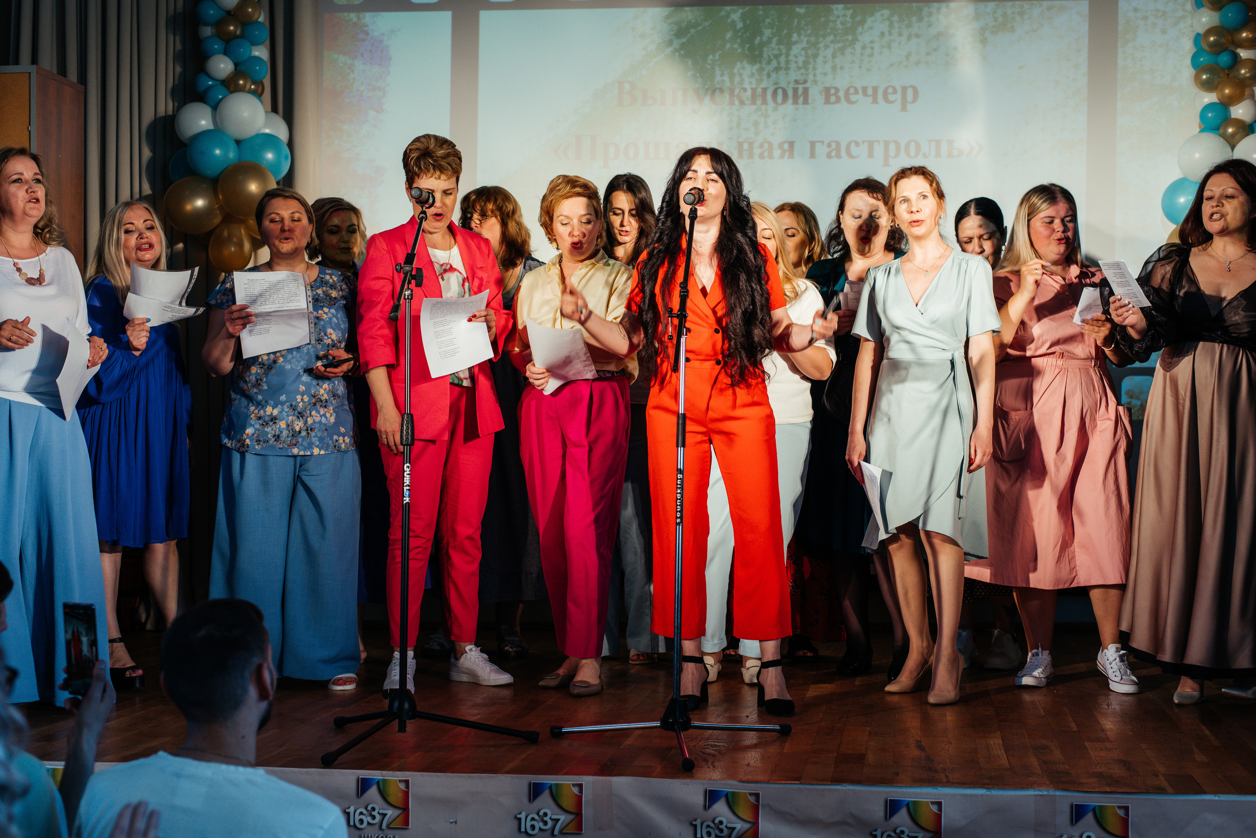 1637 пз. Выпускные альбомы в Подольске Москве и МО