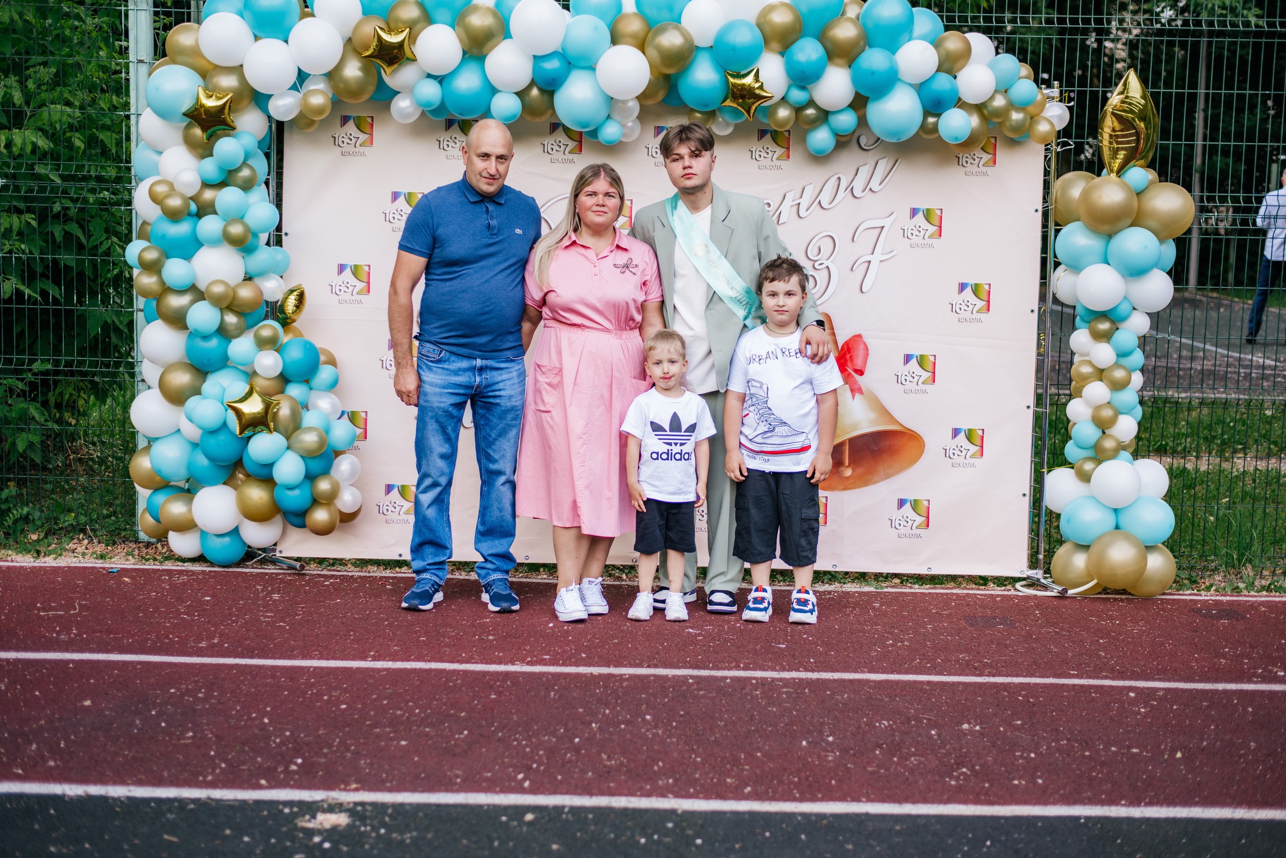 Фотосессия улица. Выпускные альбомы в Подольске Москве и МО
