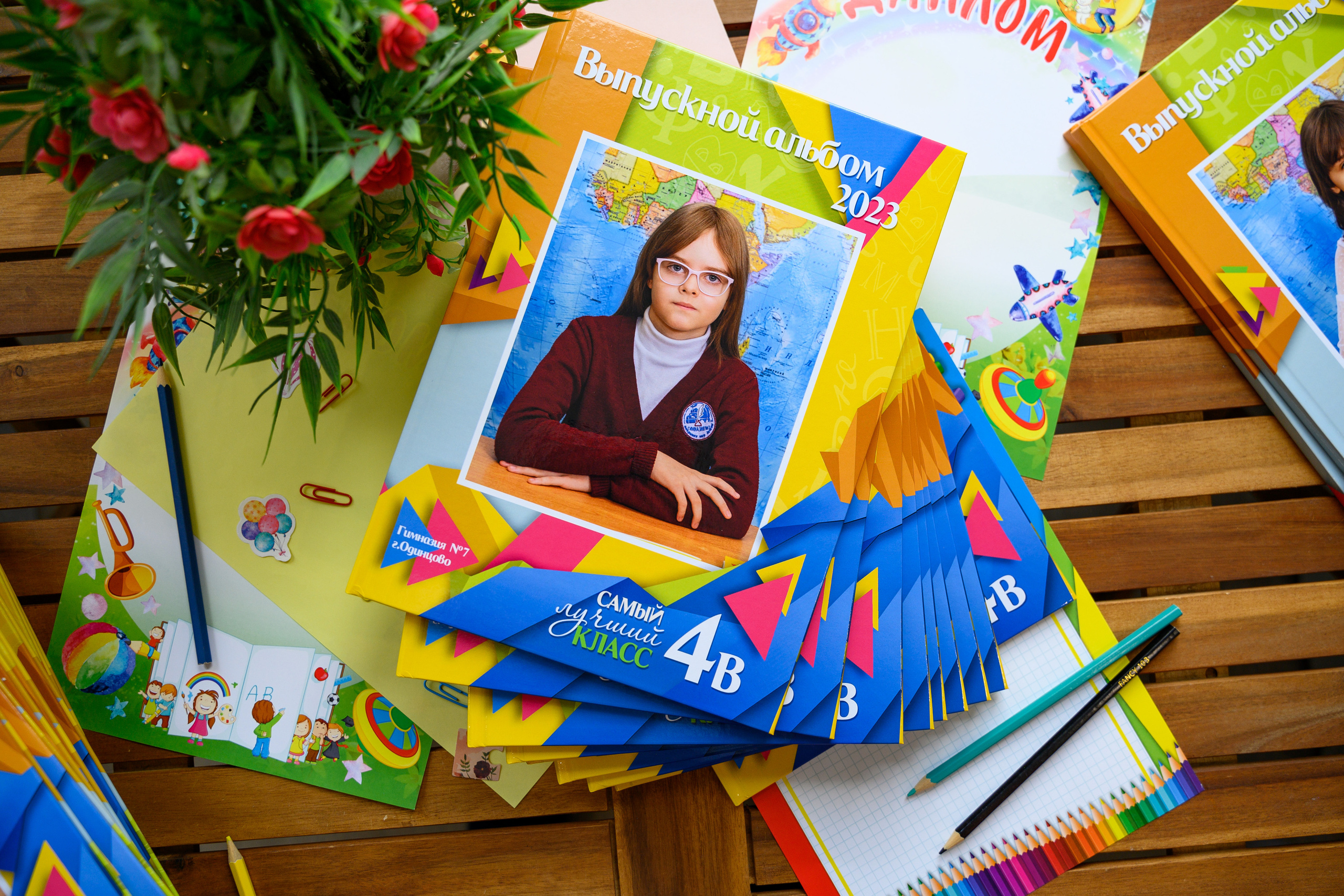 Альбом на 3 разворота. Выпускные альбомы в Подольске Москве и МО