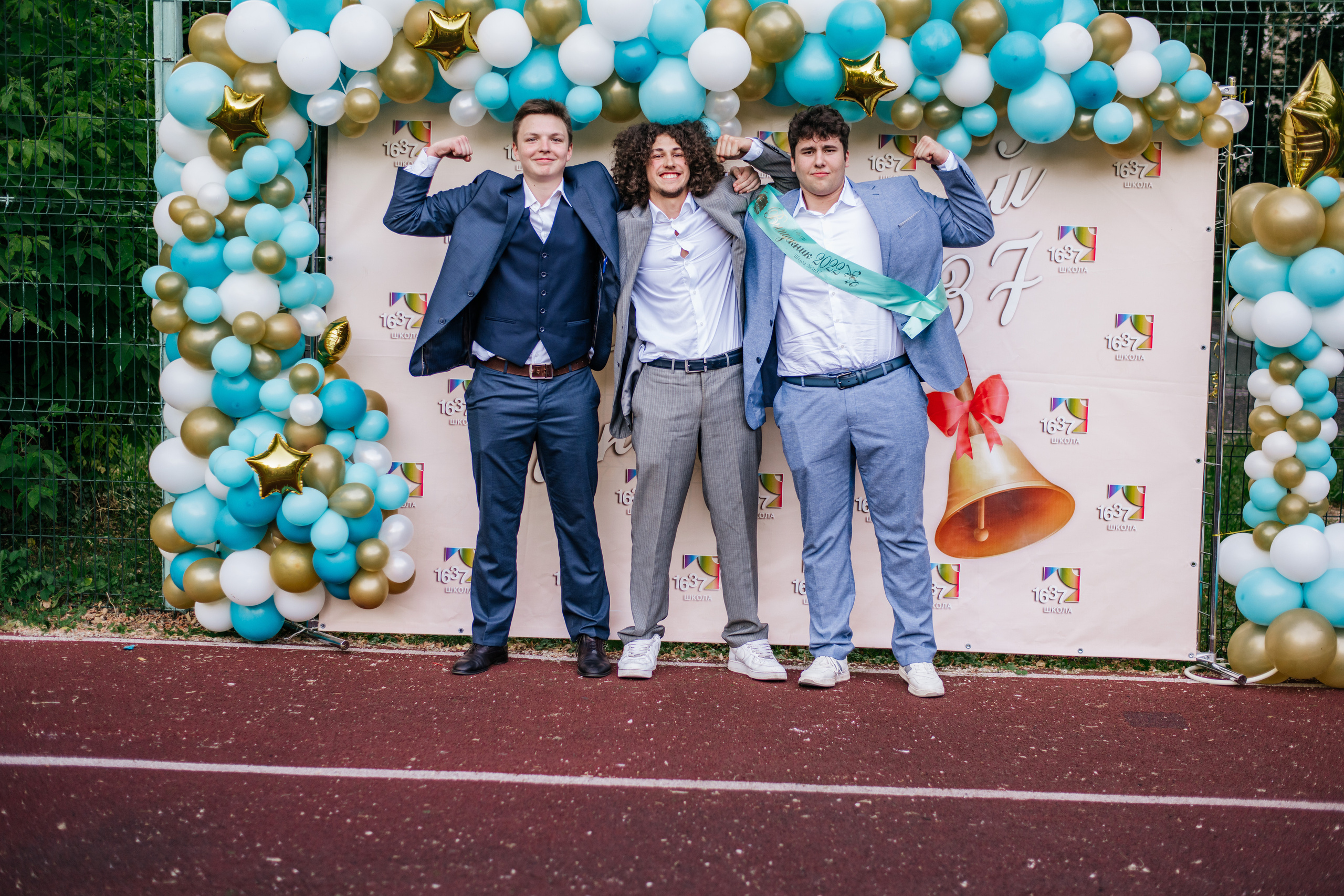 Фотосессия улица. Выпускные альбомы в Подольске Москве и МО