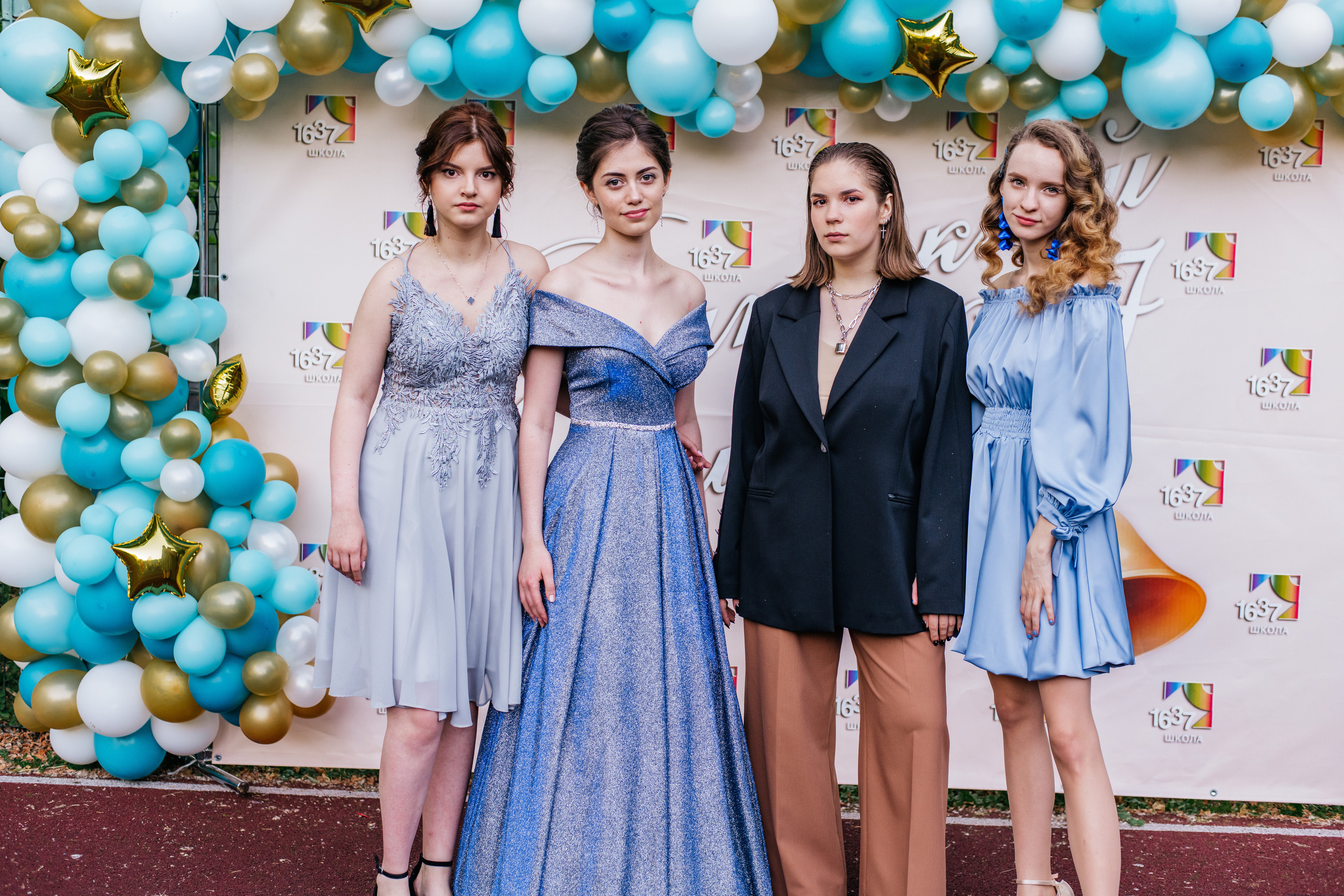 Фотосессия улица. Выпускные альбомы в Подольске Москве и МО