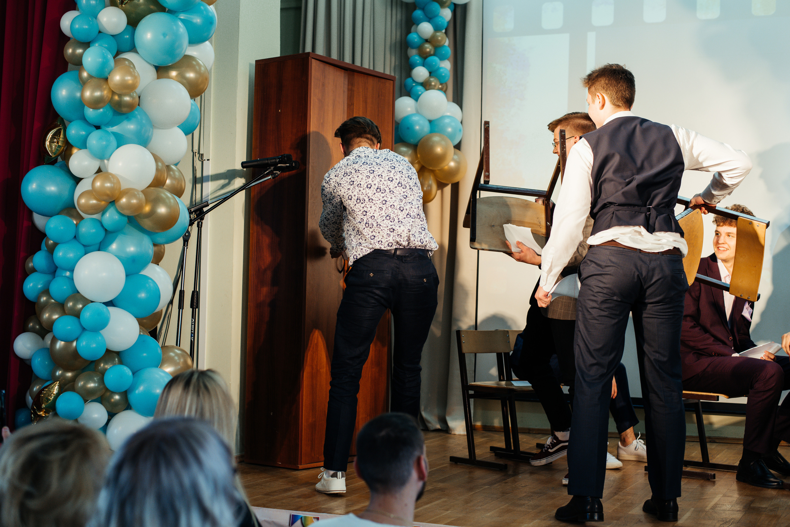 1637 пз. Выпускные альбомы в Подольске Москве и МО