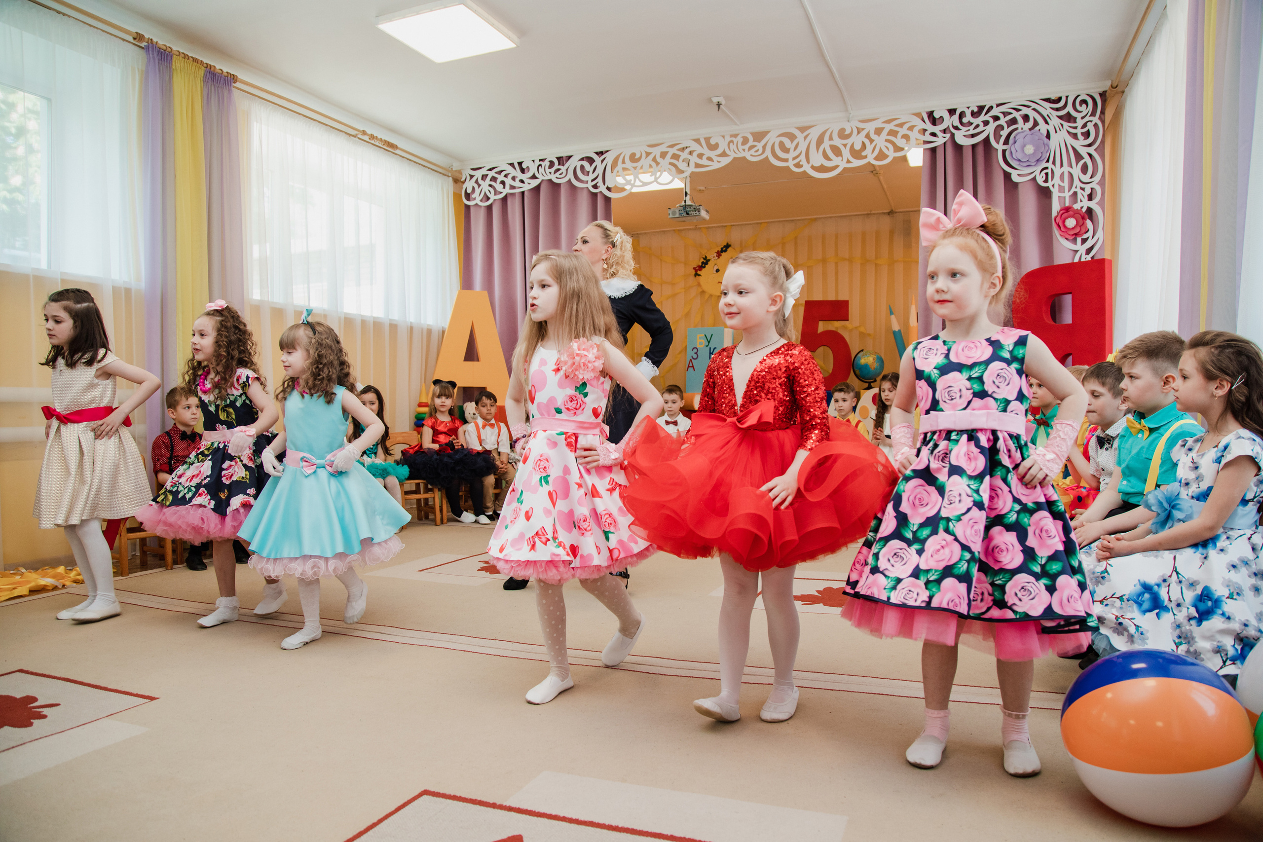 ДС солнышко выпускной. Выпускные альбомы в Подольске Москве и МО