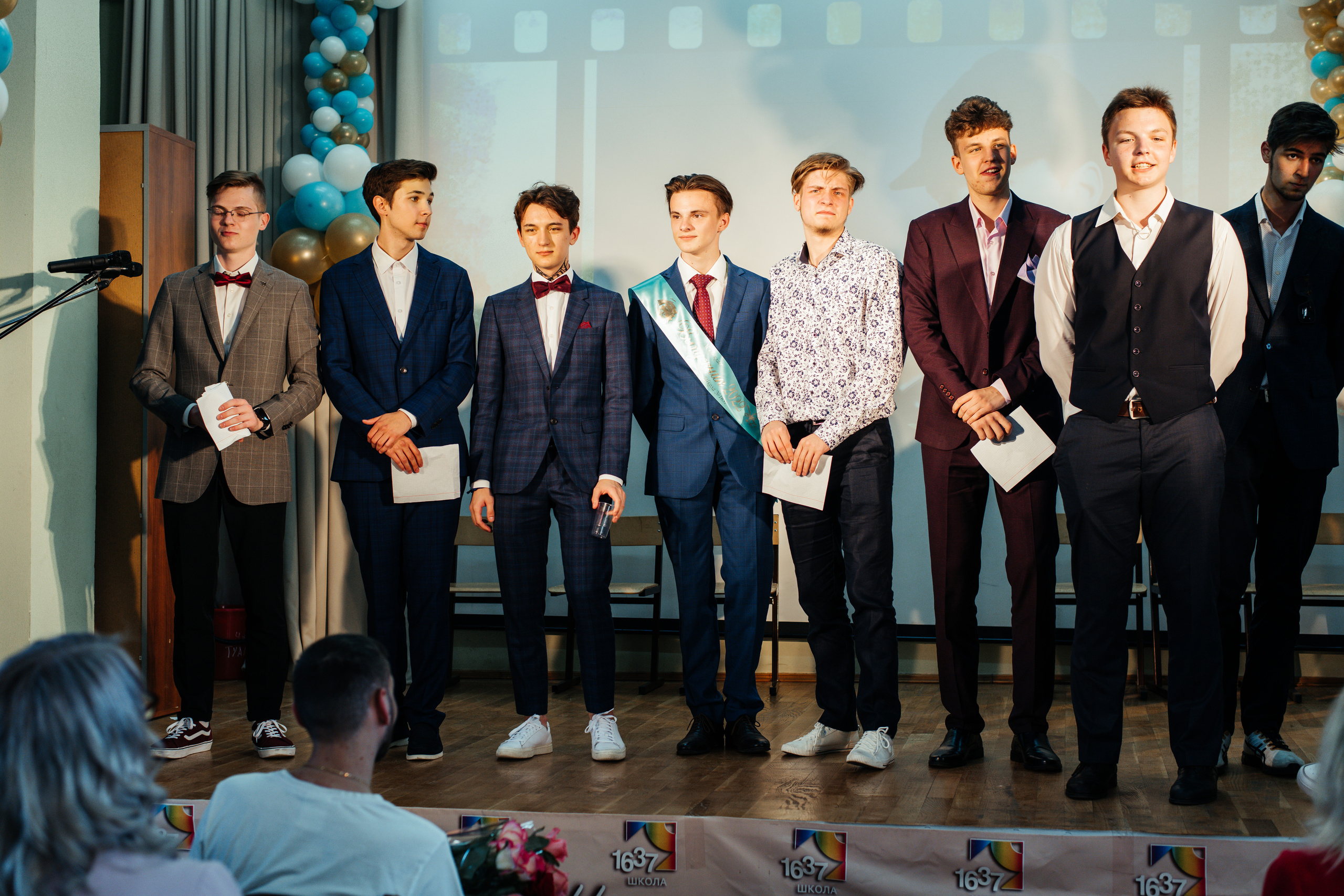 1637 пз. Выпускные альбомы в Подольске Москве и МО