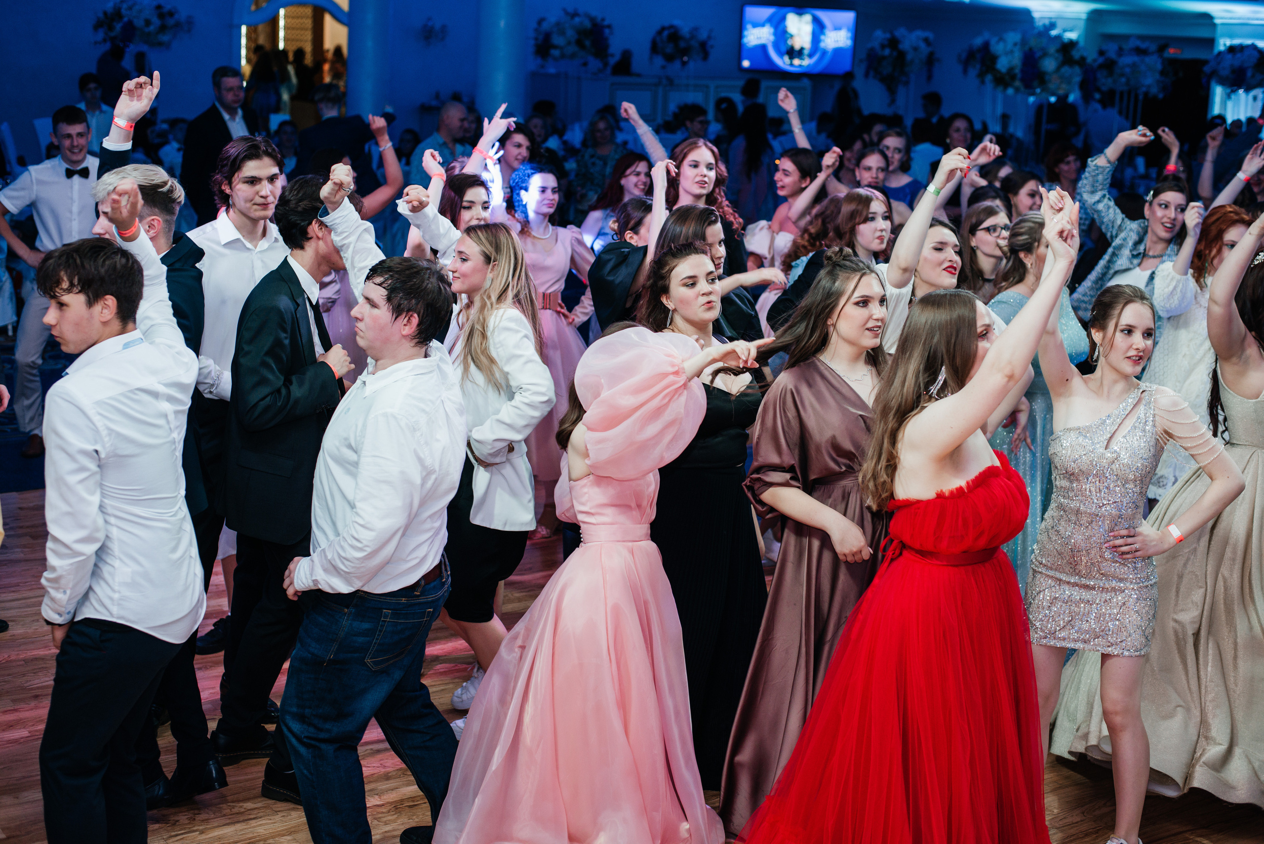 1637 банкет. Выпускные альбомы в Подольске Москве и МО