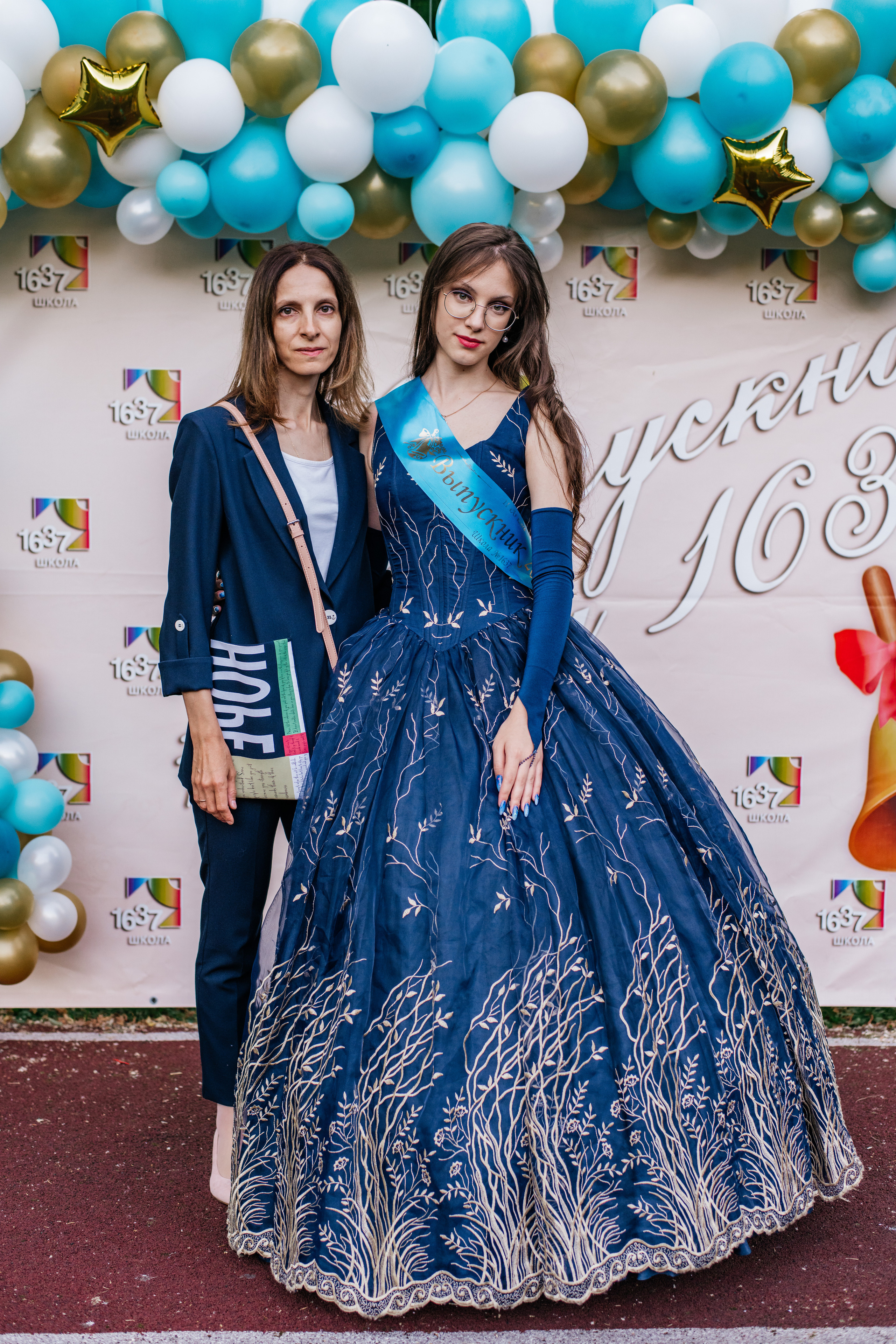 Фотосессия улица. Выпускные альбомы в Подольске Москве и МО