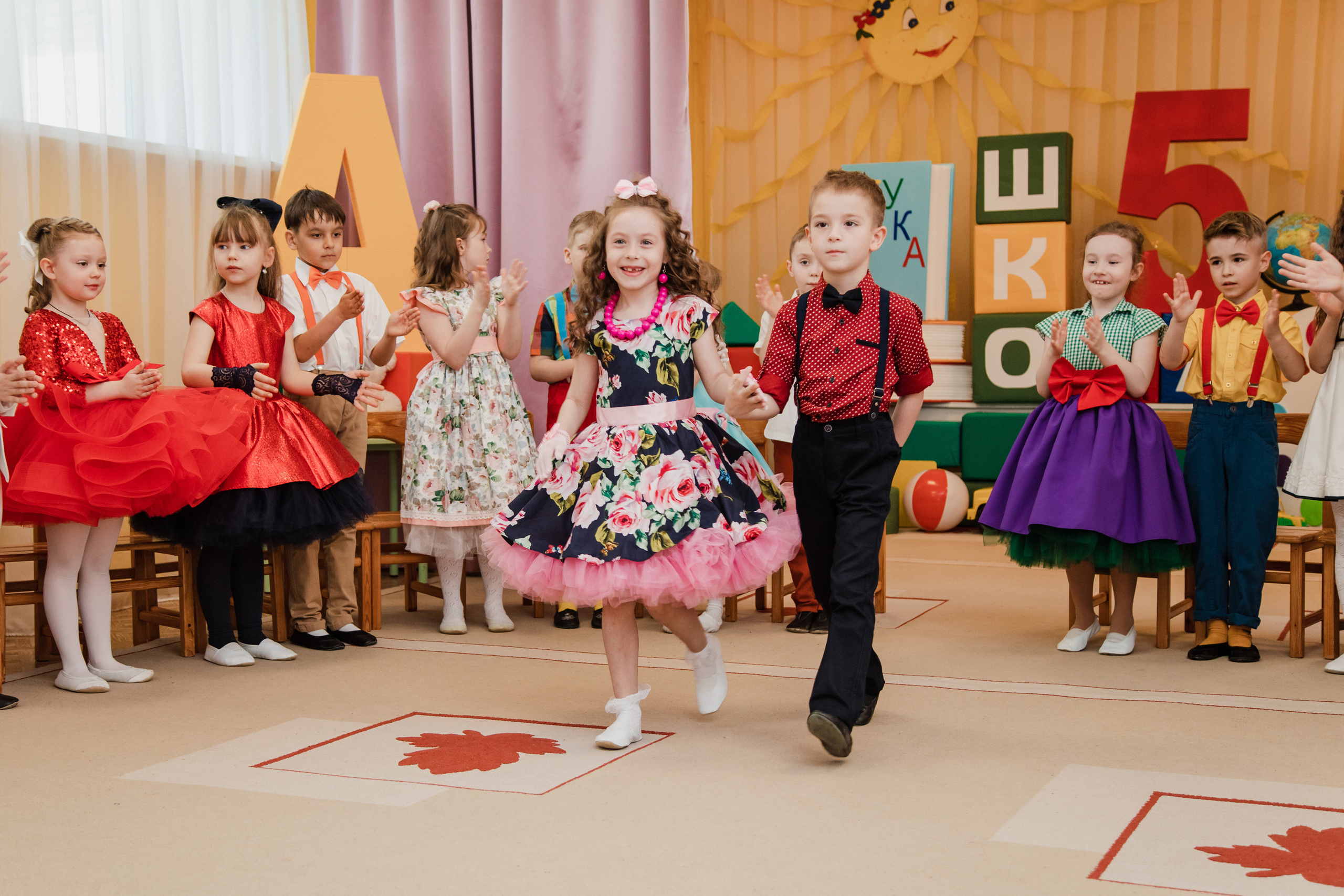 ДС солнышко выпускной. Выпускные альбомы в Подольске Москве и МО