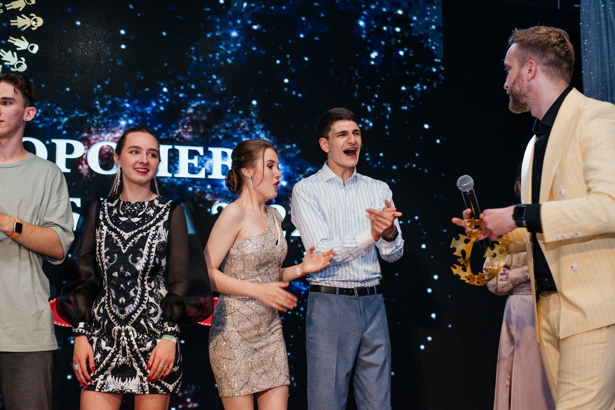 1637 банкет. Выпускные альбомы в Подольске Москве и МО