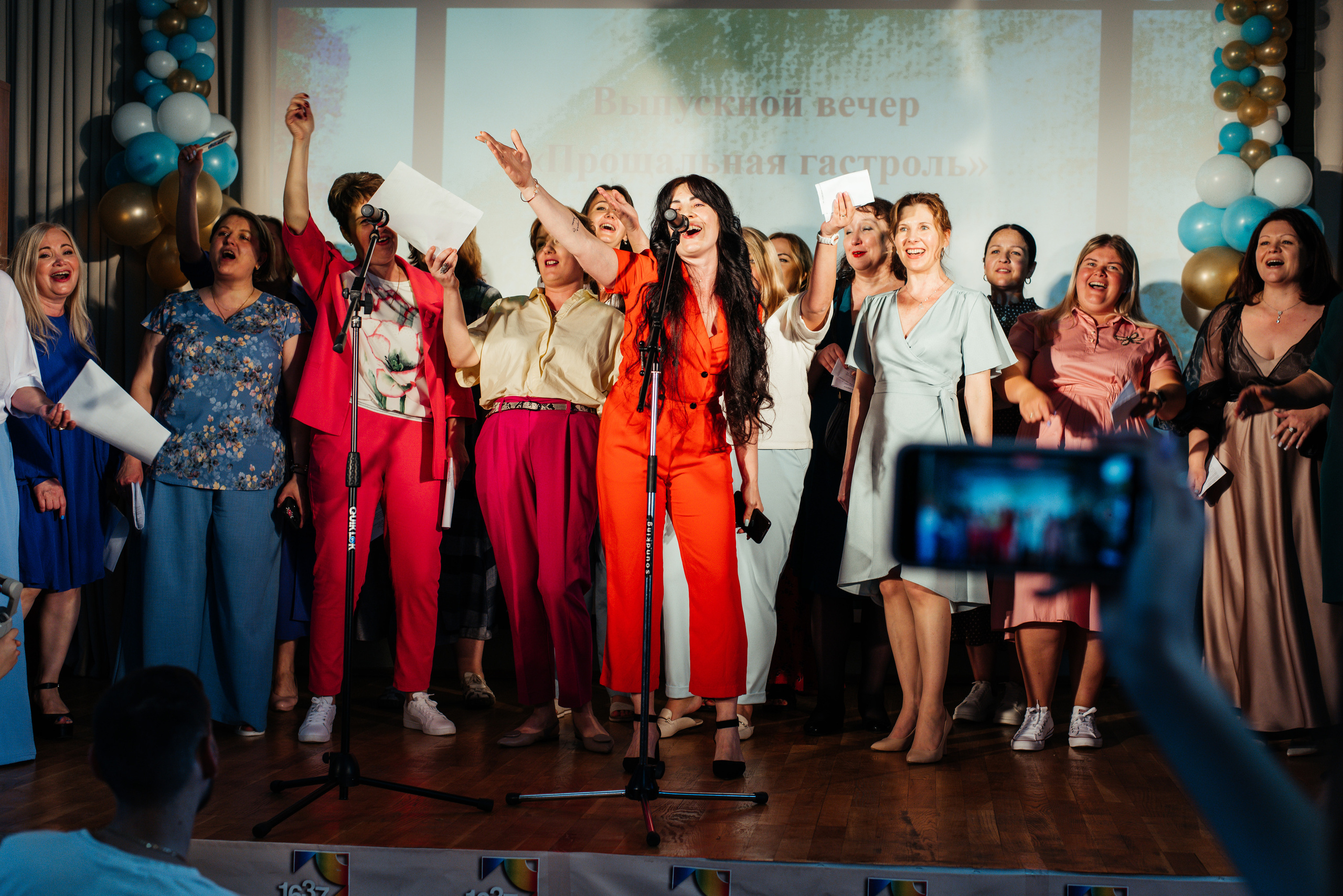 1637 пз. Выпускные альбомы в Подольске Москве и МО