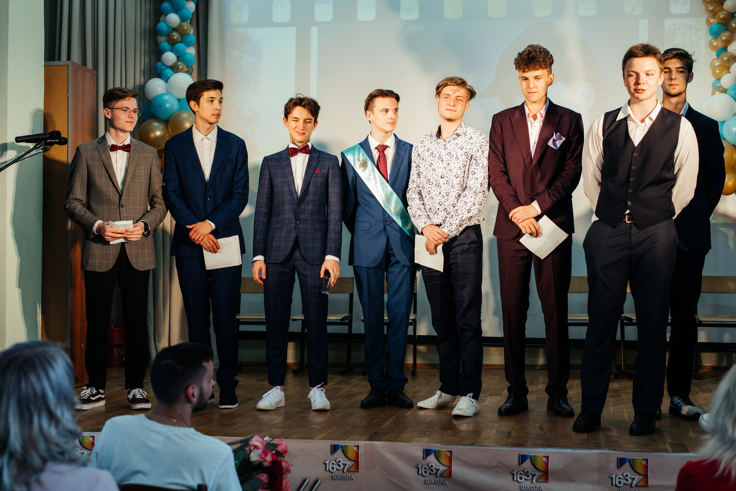 1637 пз. Выпускные альбомы в Подольске Москве и МО