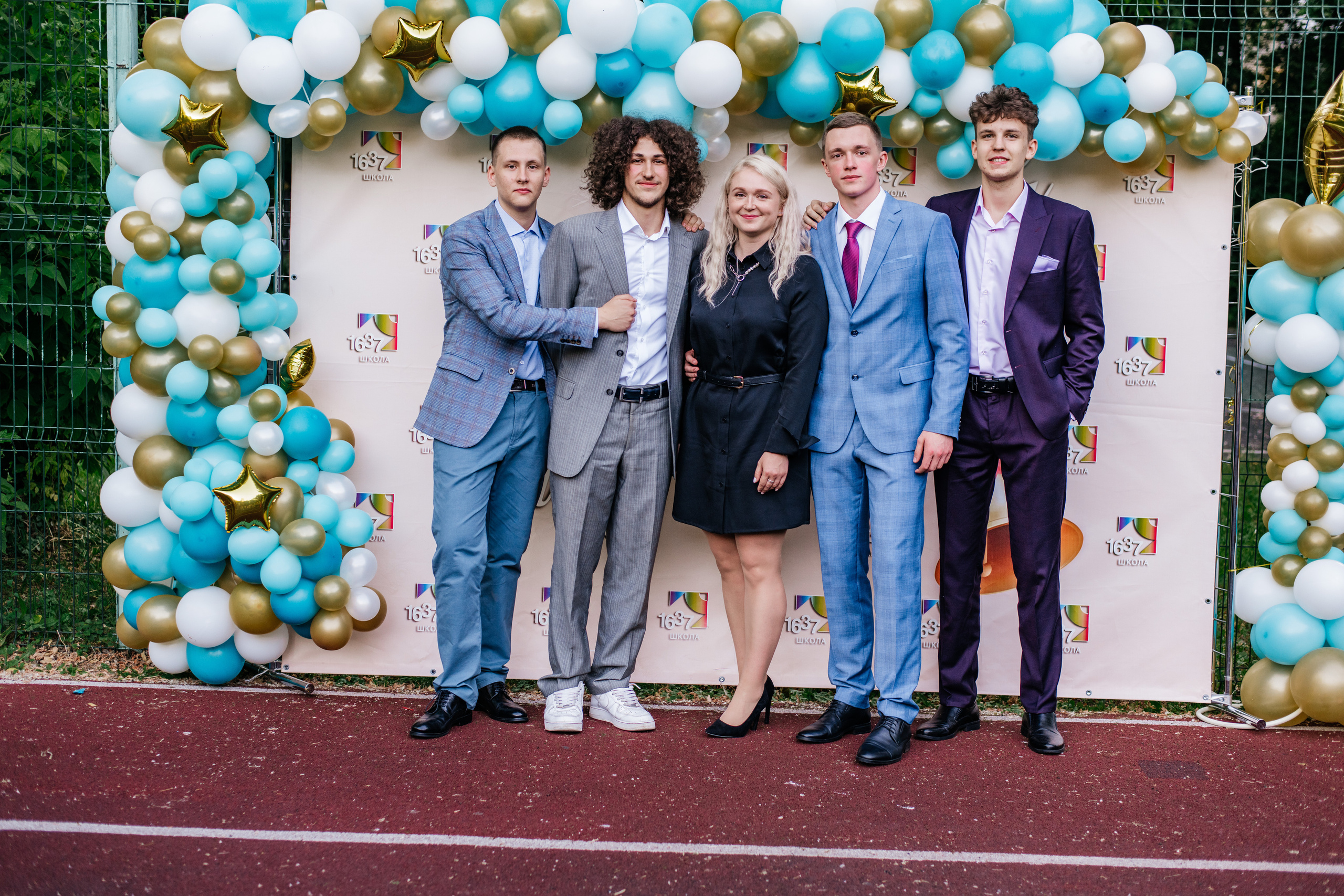 Фотосессия улица. Выпускные альбомы в Подольске Москве и МО