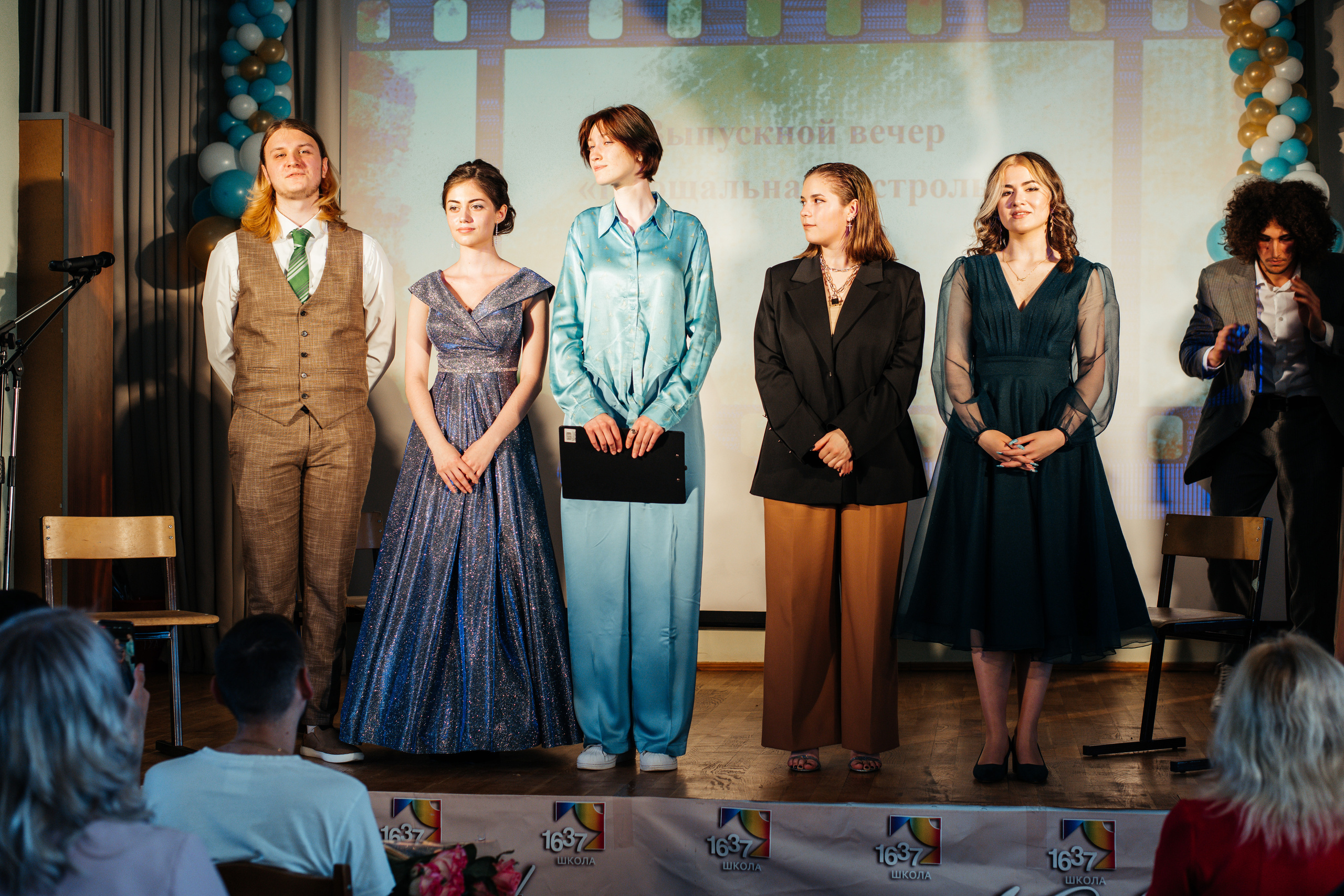 1637 пз. Выпускные альбомы в Подольске Москве и МО