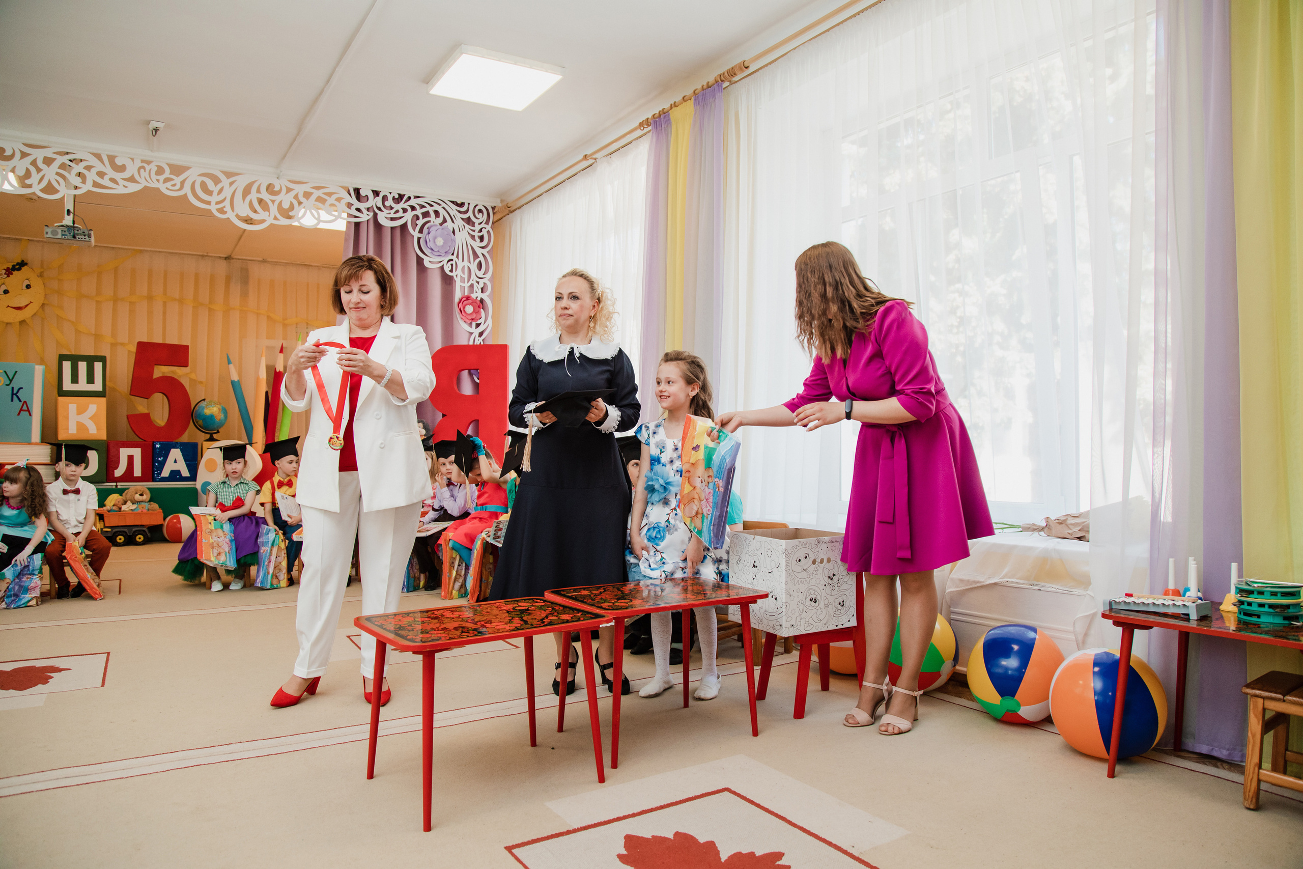 ДС солнышко выпускной. Выпускные альбомы в Подольске Москве и МО