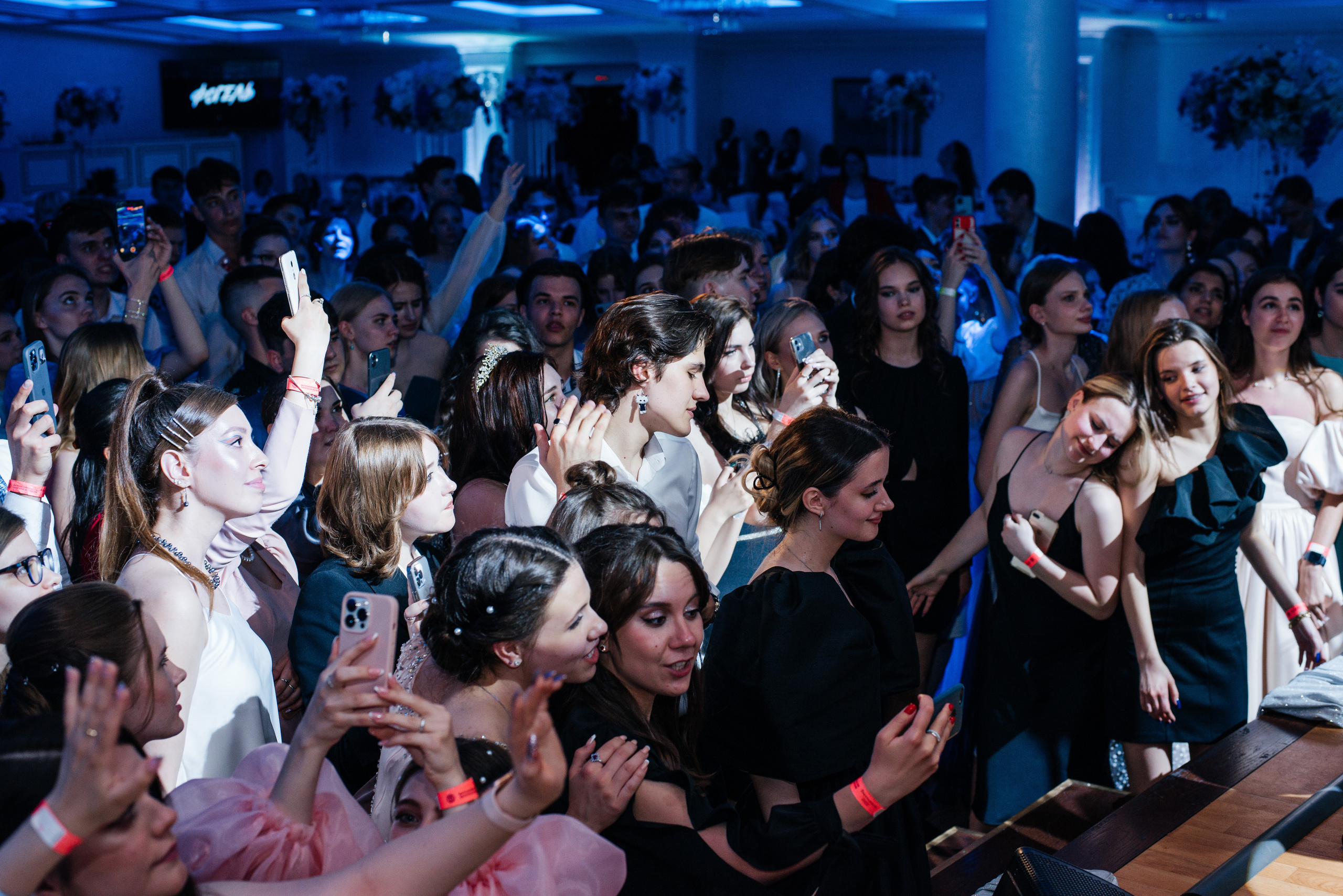 1637 банкет. Выпускные альбомы в Подольске Москве и МО