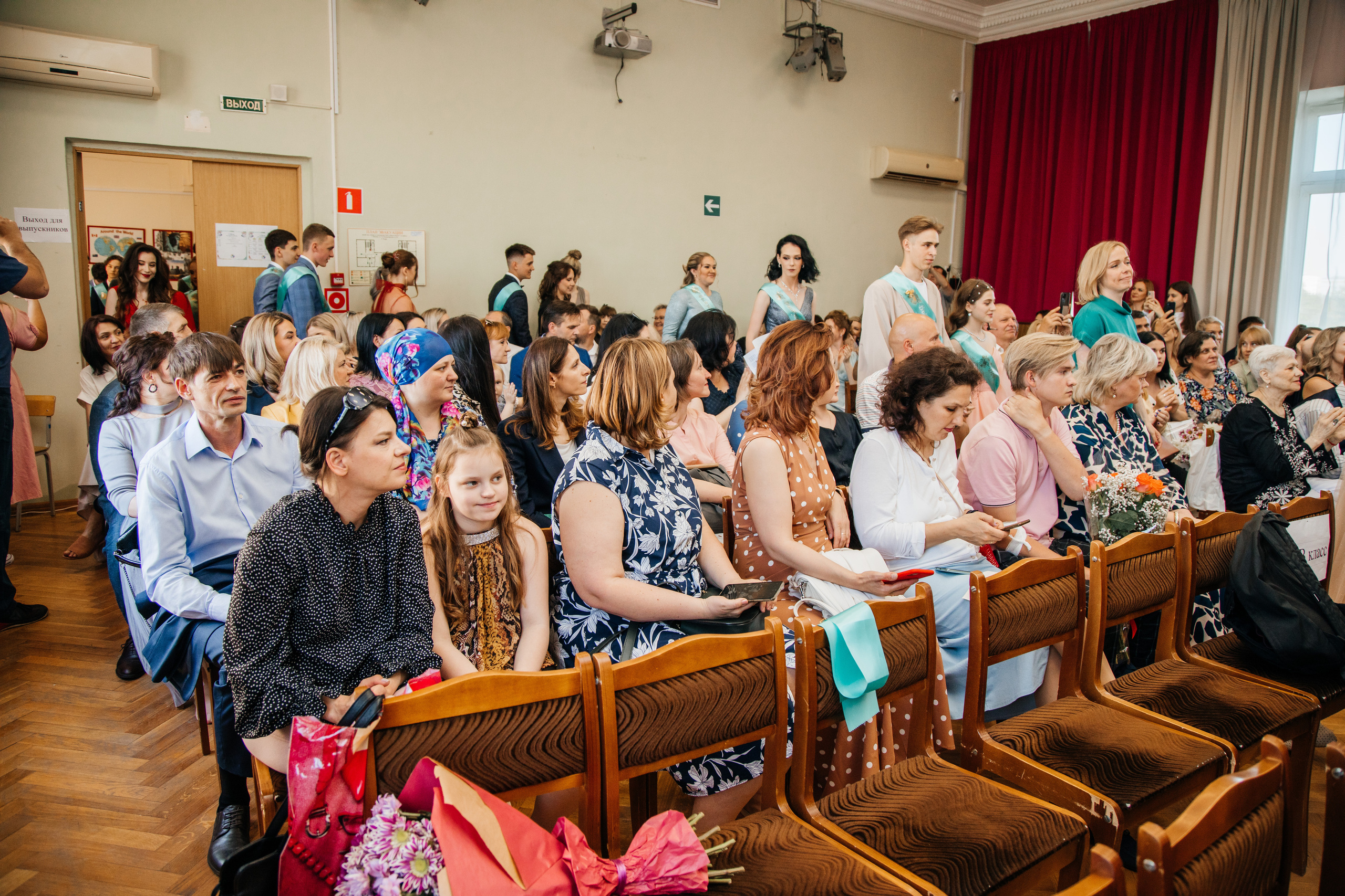 1637 пз. Выпускные альбомы в Подольске Москве и МО