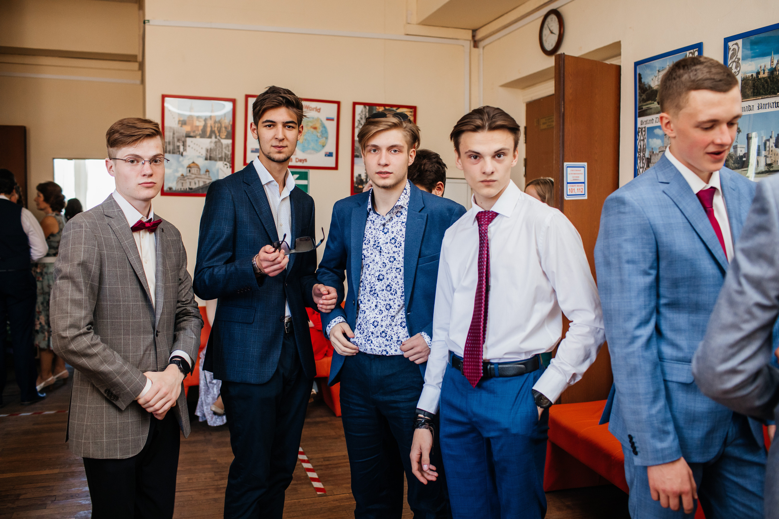 1637 пз. Выпускные альбомы в Подольске Москве и МО